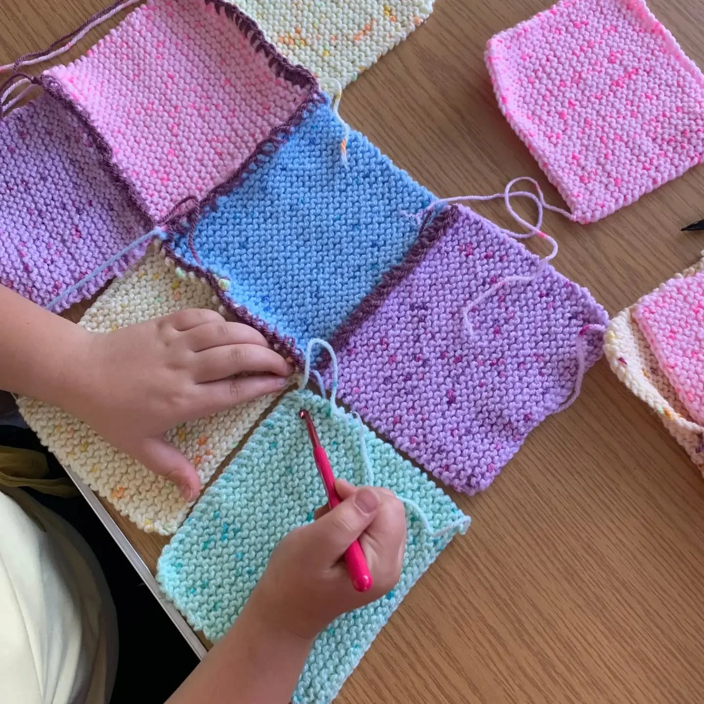 We received these great photos from Luisa  @luisacotardo from the first day with &lsquo;Knit for Peace&rsquo; at MBS&rsquo;s,@mbscentre for children to learn crochet and to make blankets out of squares we sent them. 

Luisa says:

'It was great!&nbsp