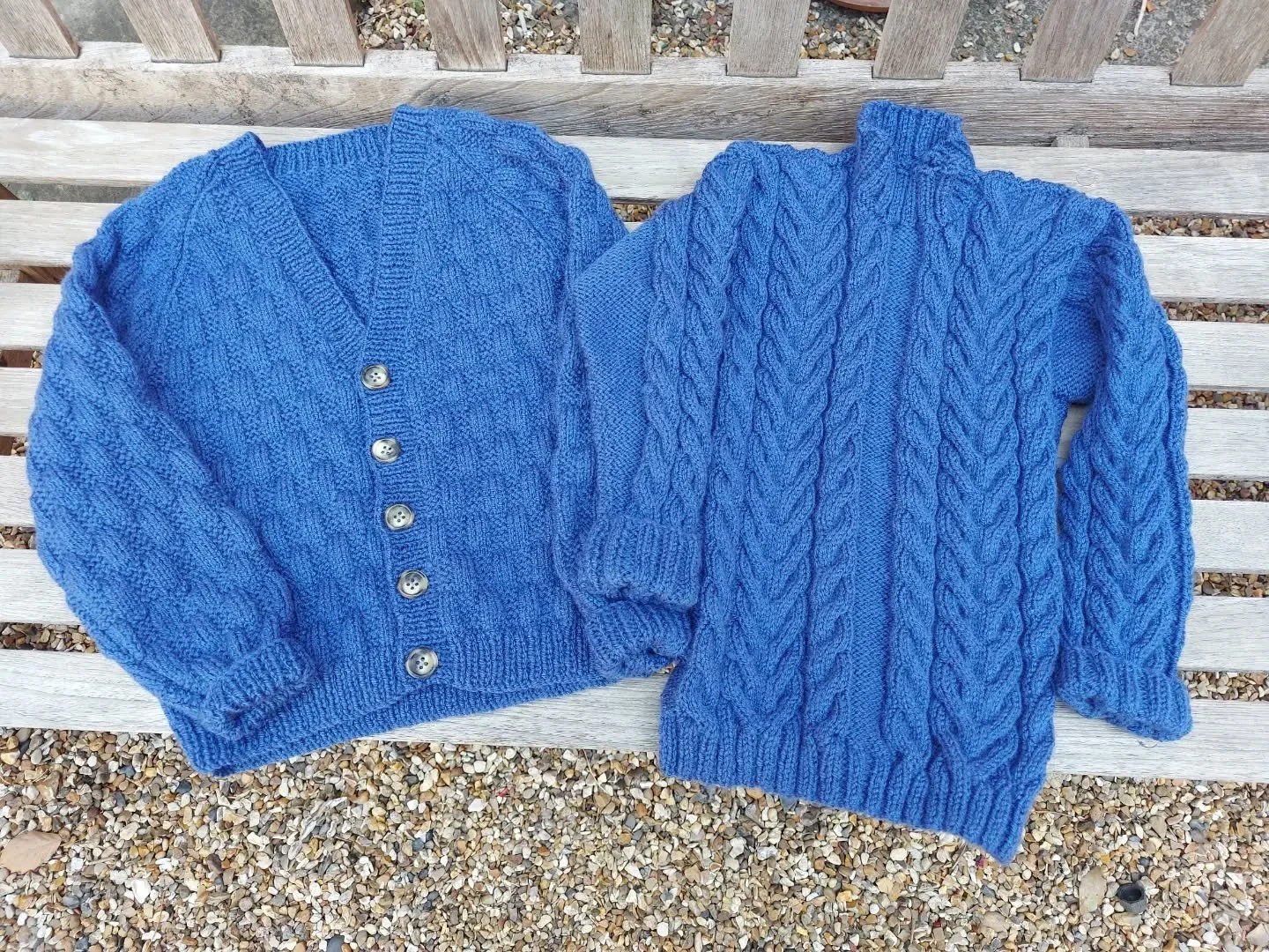 Anne has sent us these perfect sweaters. We love the colour and the cabling and textured stitches. These will be so useful and stylish when the weather cools. 

Thank you, Anne. These are our Knit of the Day!

#knitiftheday #handknitting #cableknit #