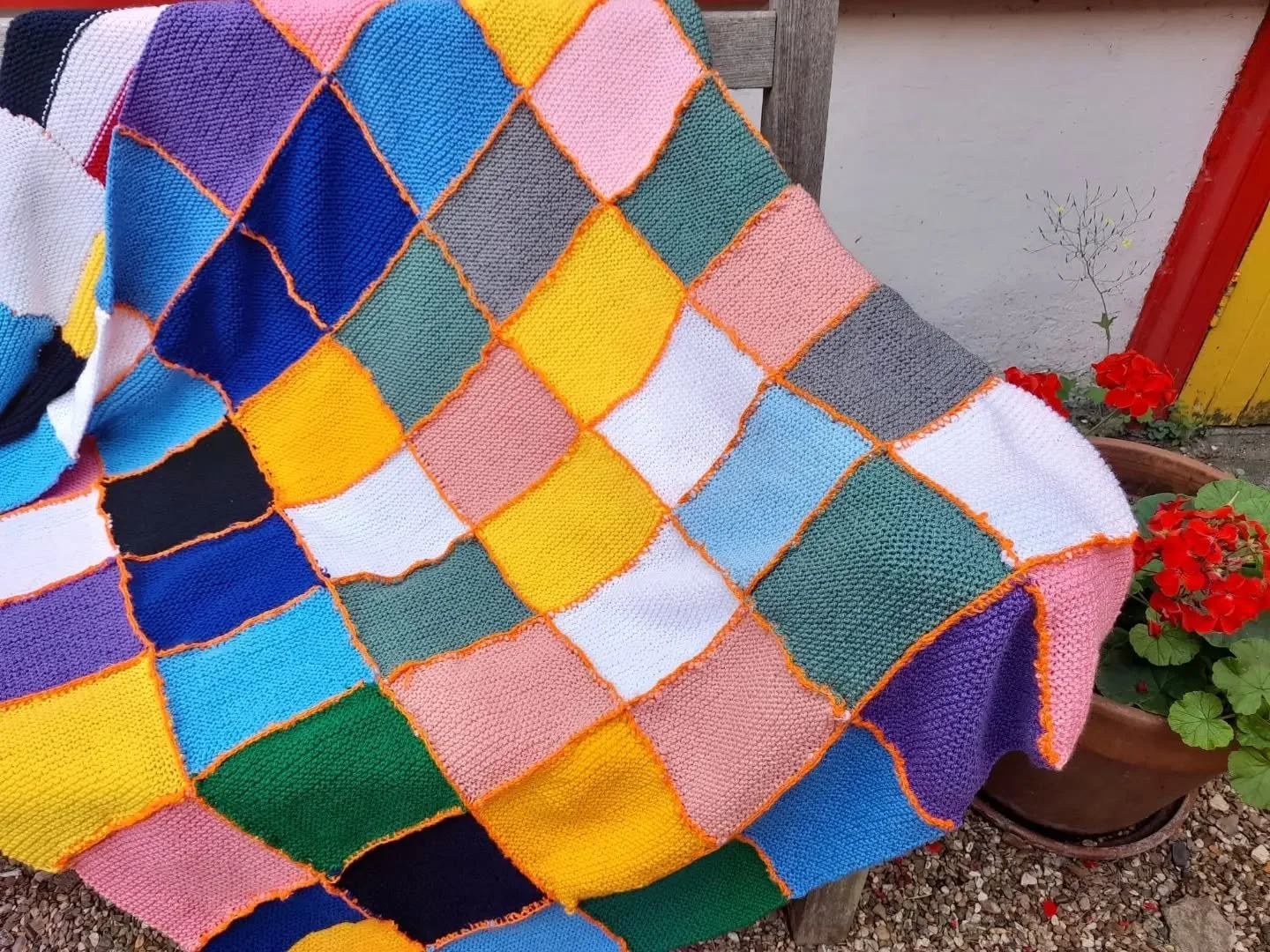 Our collaboration with the Inman and Beale initiative being run by Westminster Archive is a gift that keeps on giving. Gillian at Victoria Library has put together donated squares to make this wonderfully colourful blanket. 

Thank you, Gillian. This