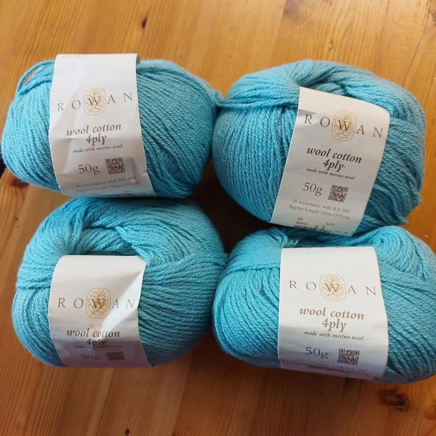 We update our online shop regularly, so do keep popping by for a browse. 

Each batch is unique, and we have something to suit every budget. 

Every purchase helps us to continue to distribute warm clothes and blankets to people who need them. 

We r