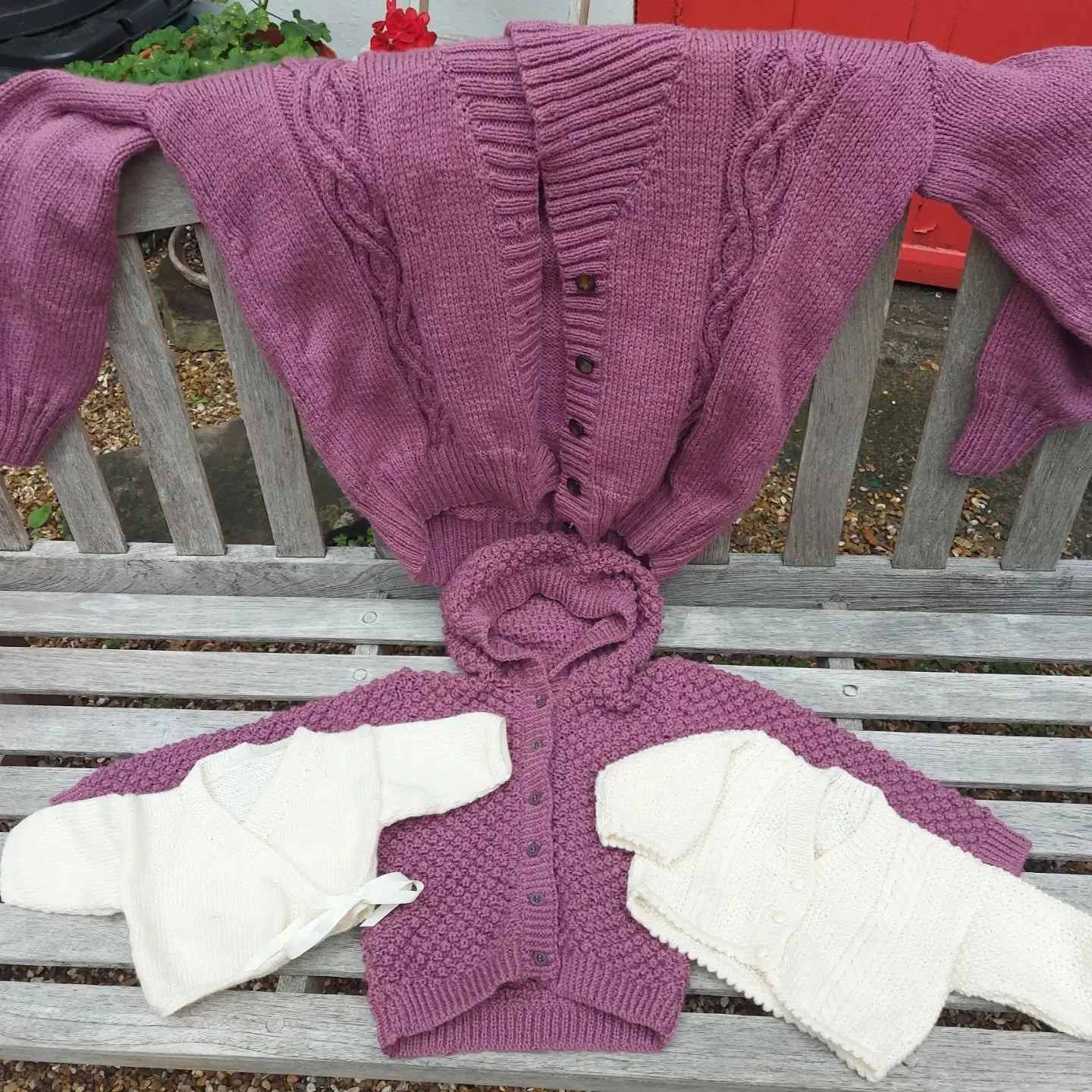 Jacqui has sent us a wonderful collection of cardigans. There's lots of added interest in the fabric with cables and stitch patterns.....and a hood! 😀 They will all add style a warmth to any wardrobe. 

Thank you, Jacqui. These are our Knit of the D