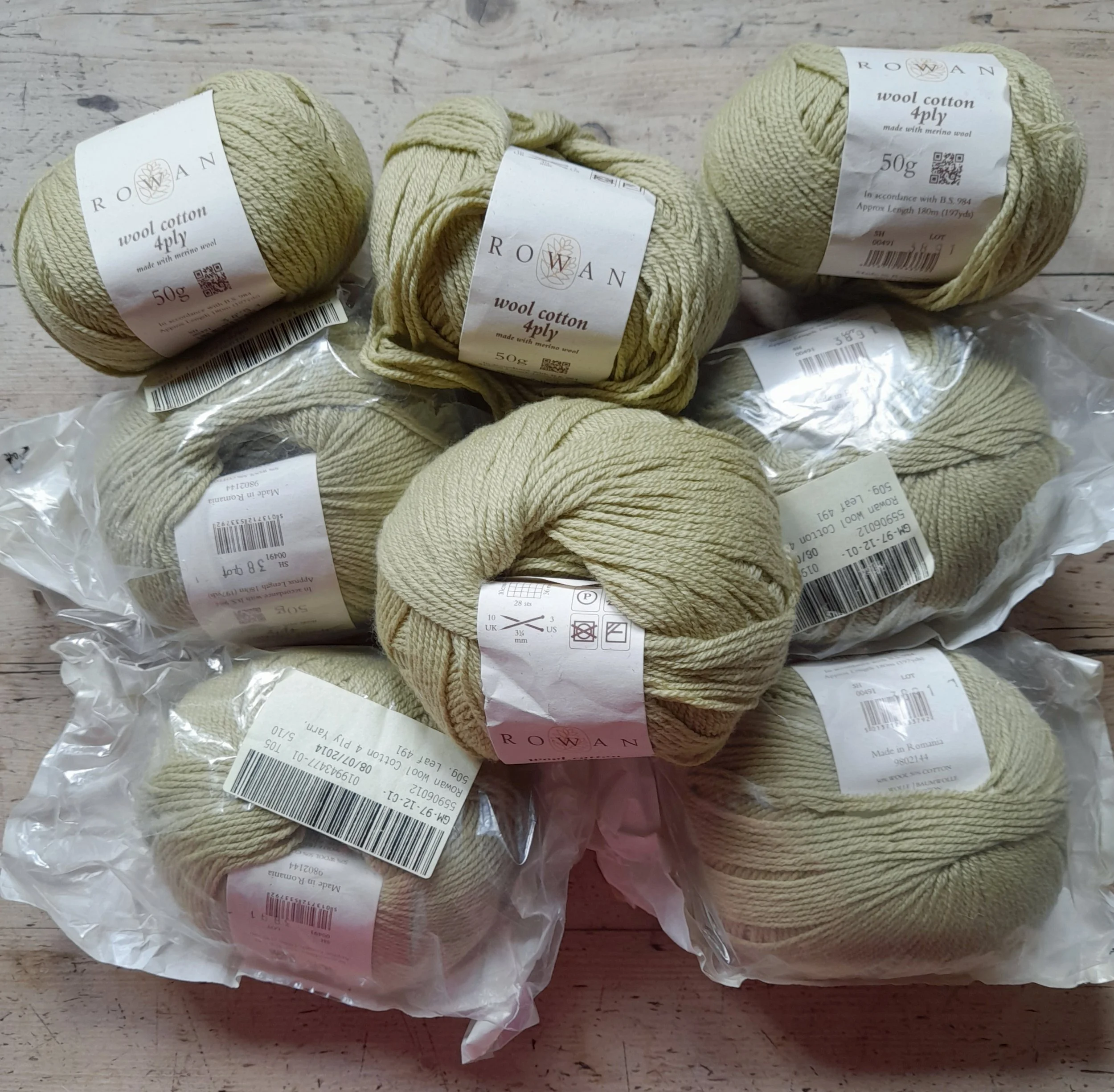 Rowan Wool Cotton 4 ply in pale green 400g