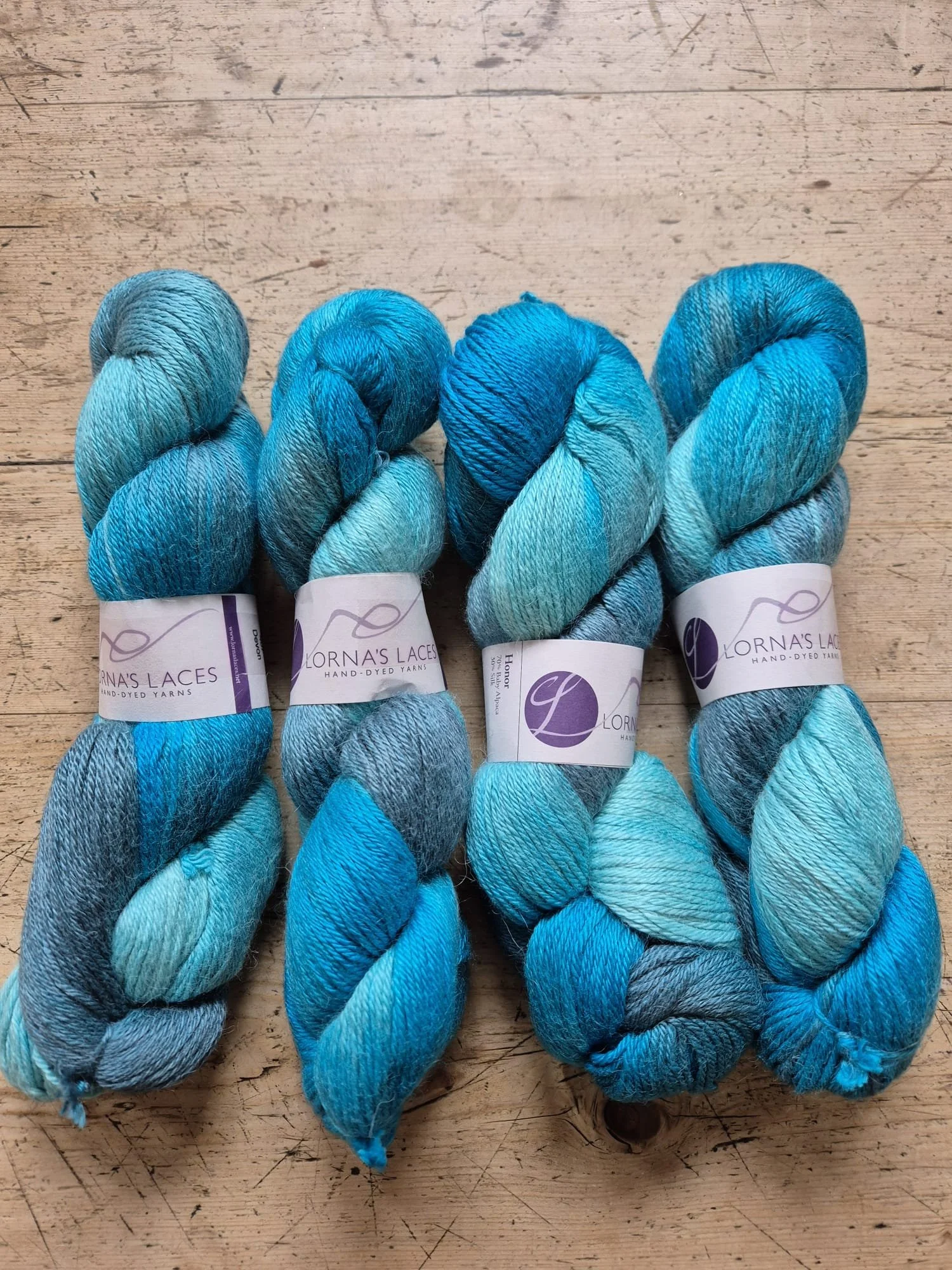 Lorna' Laces Honor Hand Dyed Yarns Alpaca Silk Blend 400g
