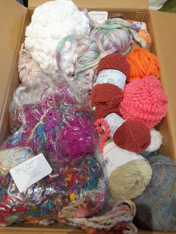 £35 Fancy Novelty Yarn Stash Buster ! Bargain box of yarn minimum of 8kg