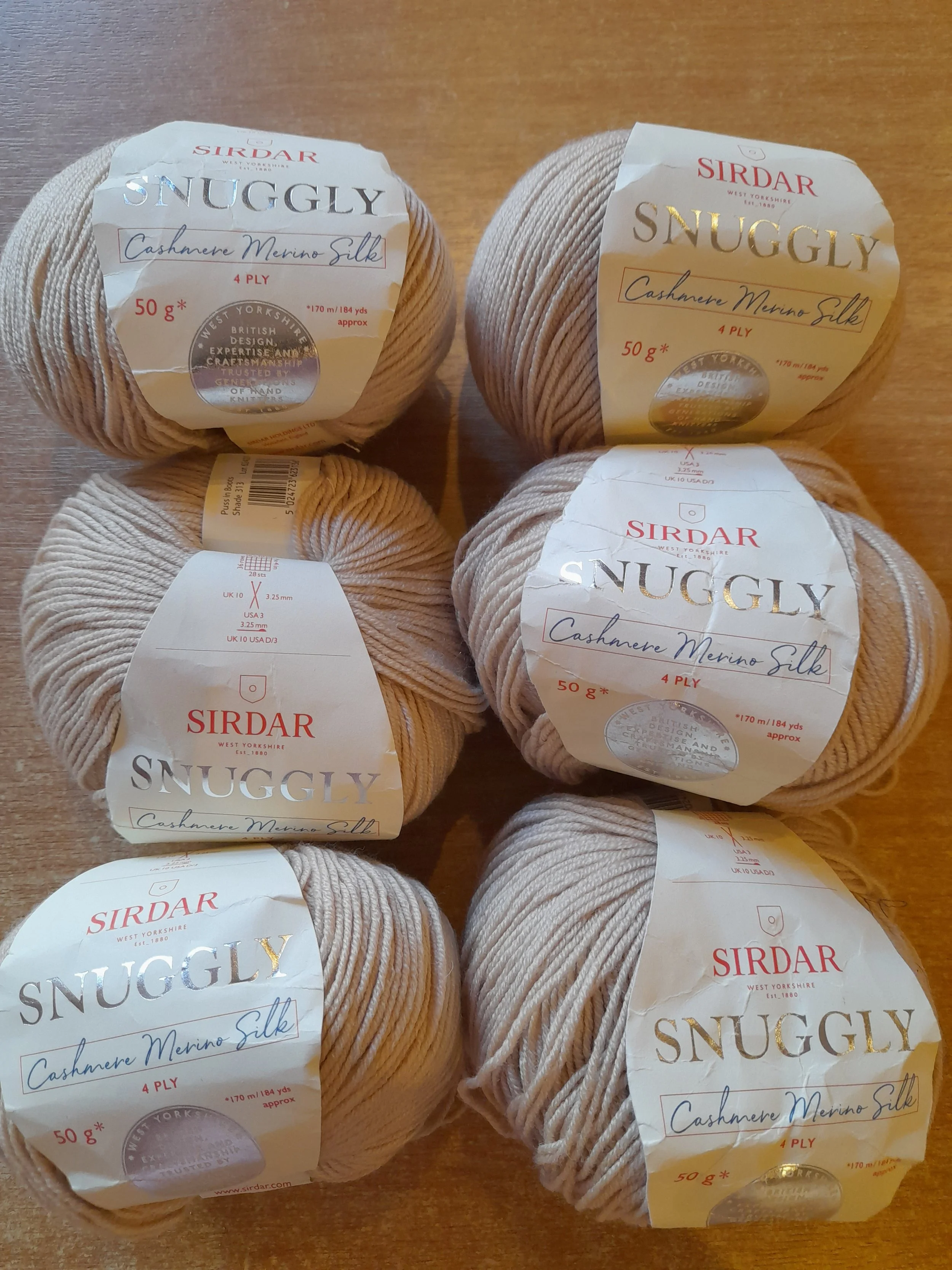Sirdar Snuggly cashmere silk blend 4 ply 300g