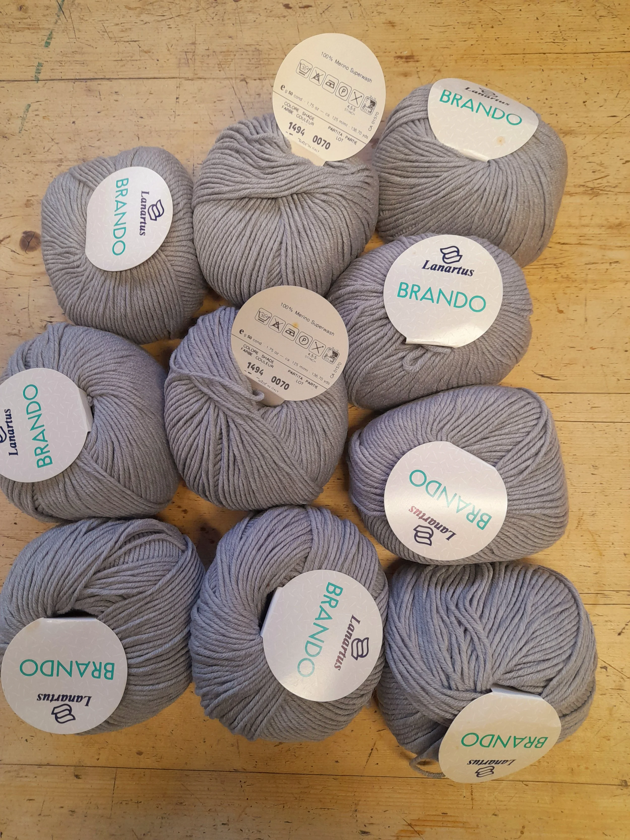 Lanartus Brando 100% Merino Superwash in grey 500g.