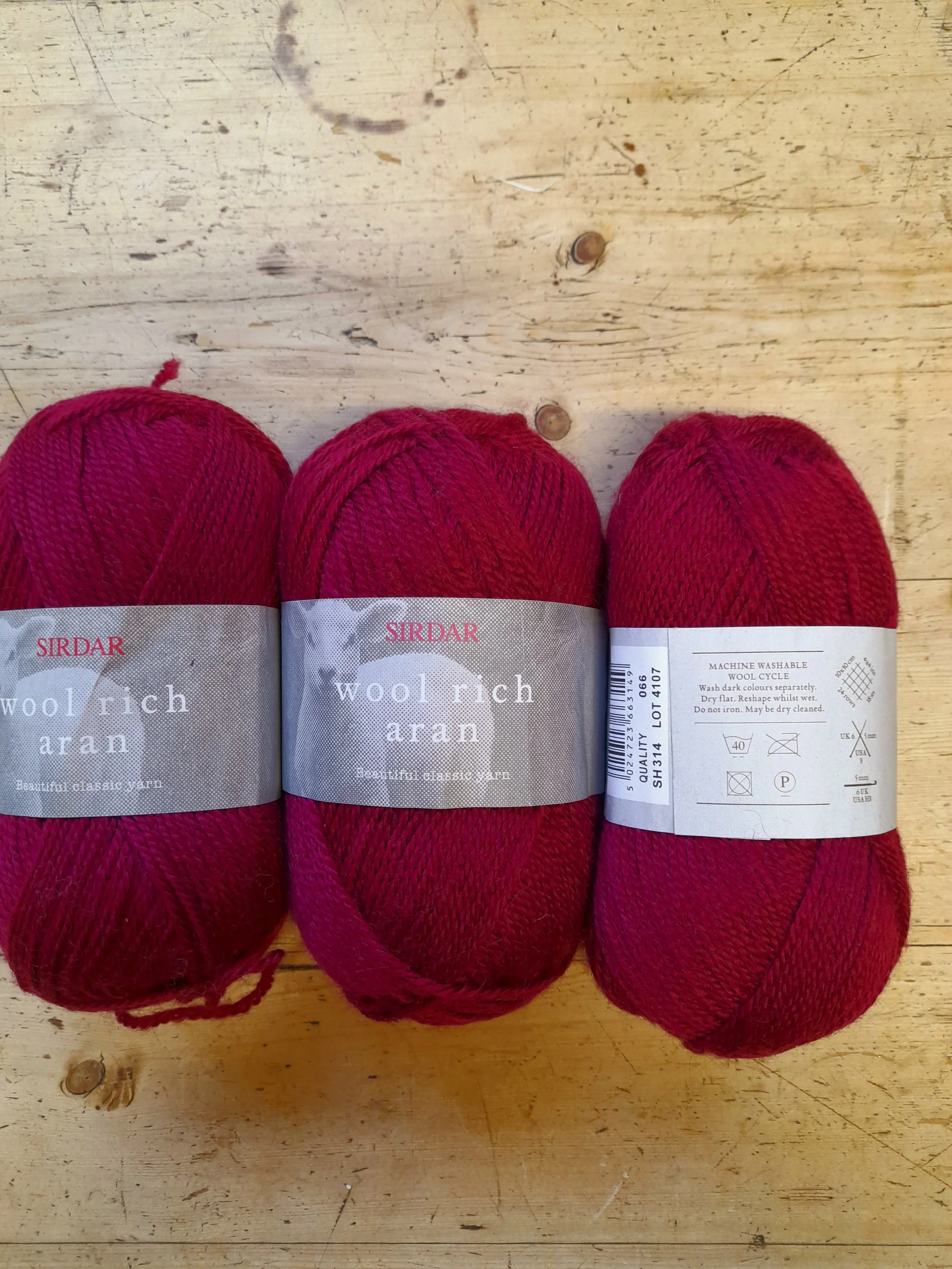 Sirdar Wool Rich Aran in burgundy 300g.