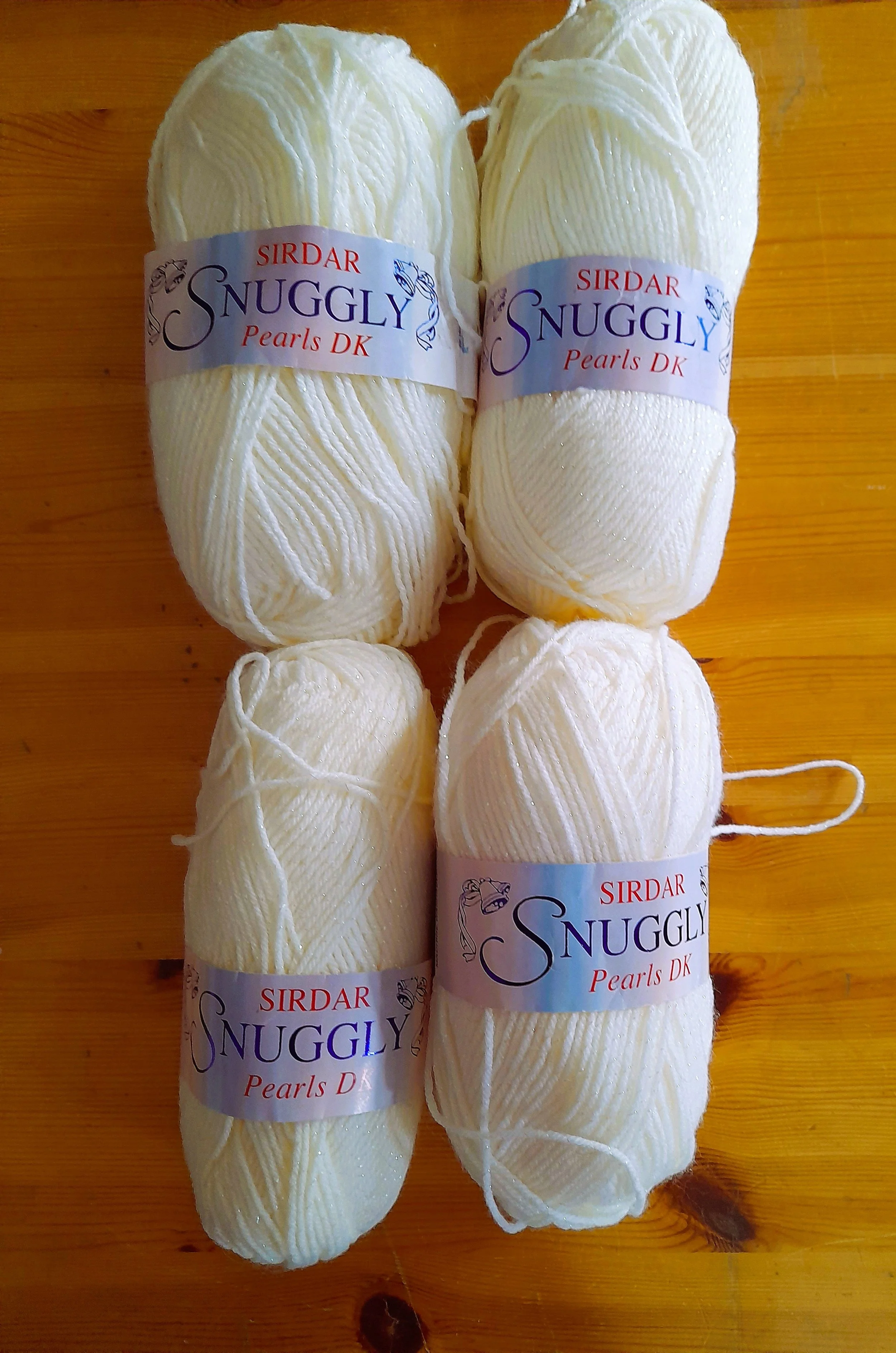 Sirdar Snuggly Pearls Baby DK double knit in very pale yellow 200g