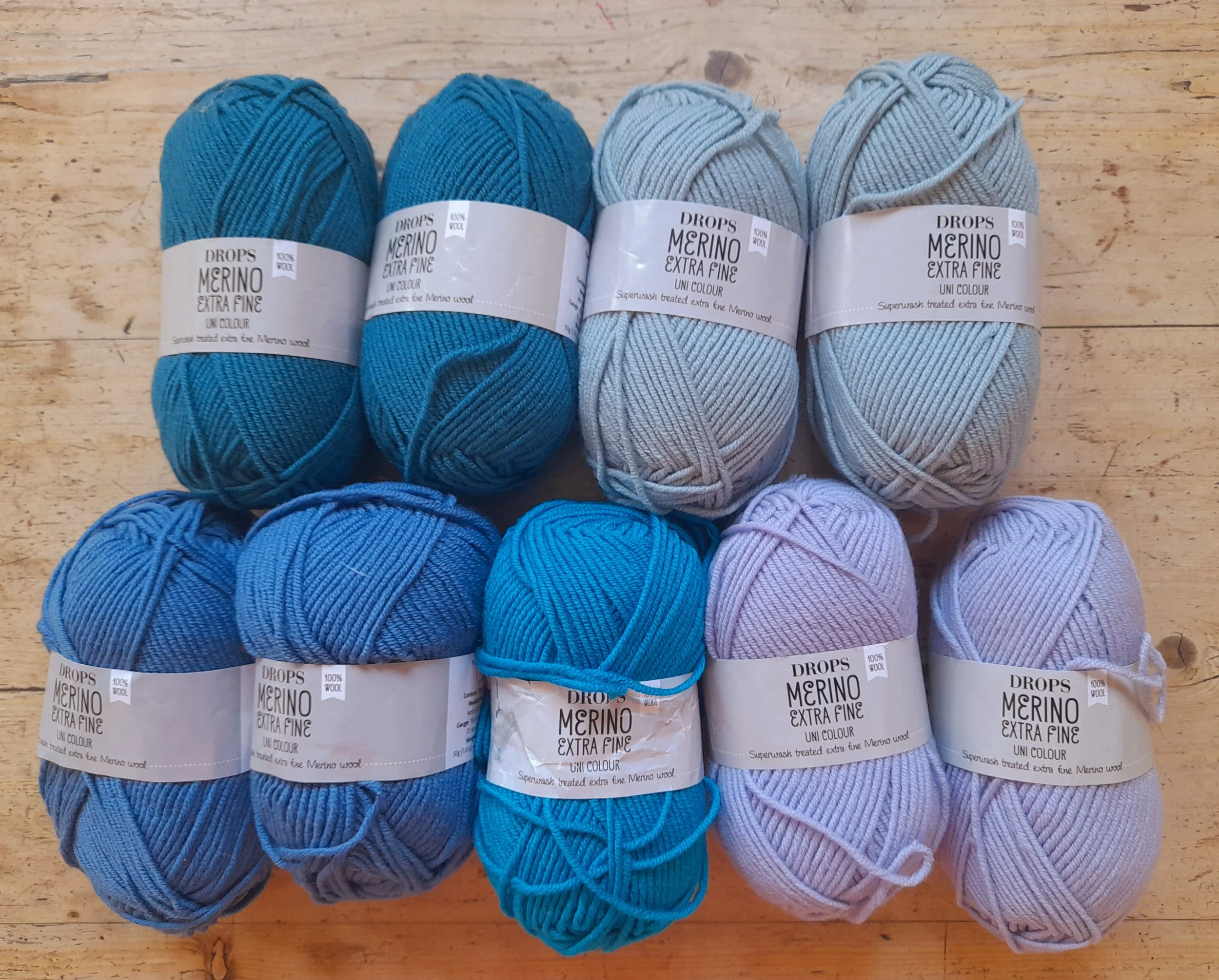 Drops Merino Extra Fine Uni Colour DK double knit mixed blues 450g