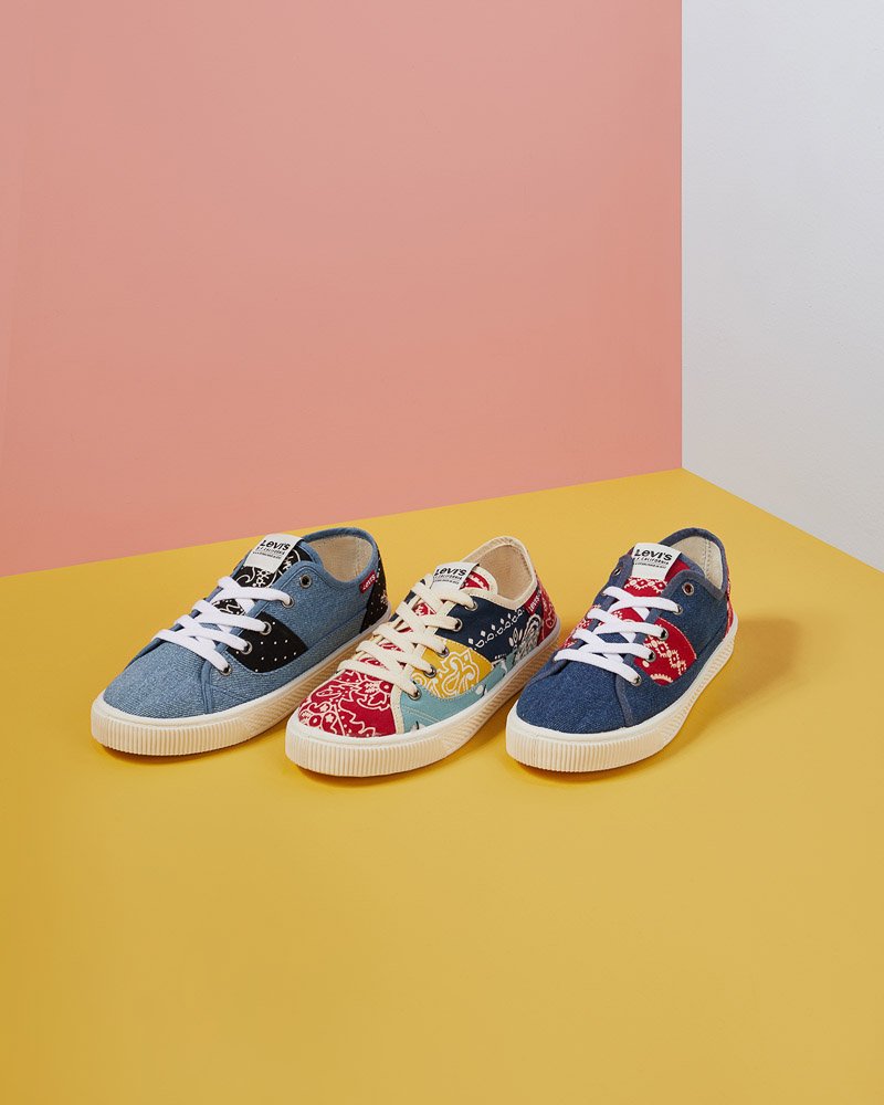 friends-everywhere-creative-agency-levis-accessories-10.jpg