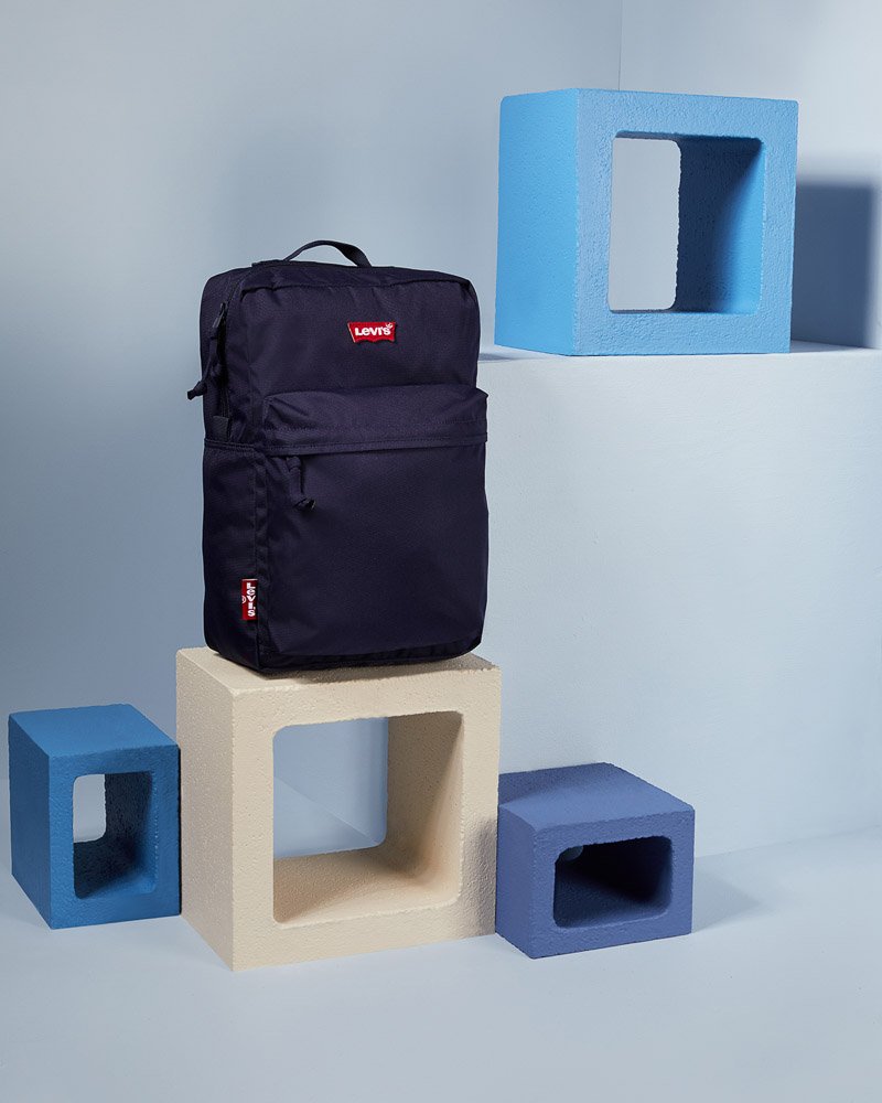 friends-everywhere-creative-agency-levis-accessories-8.jpg