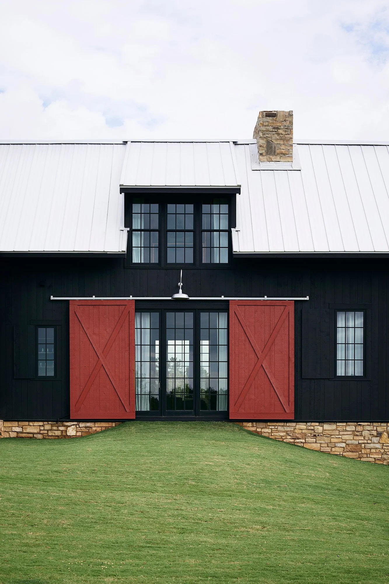 tsbblackhouse-03.jpg