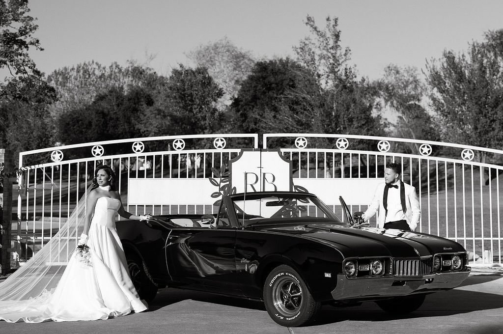 Opting for a vintage car send-off for that timeless touch for your day&gt;&gt;&gt;&gt;&gt;✨✨✨💌

&bull; Host, Planning + Design: @sophieellaevents
&bull; Venue: @rosebridgeestate
&bull; Florals: @birdie.creative
&bull; Hair Stylist: @_heyalexa.domyha