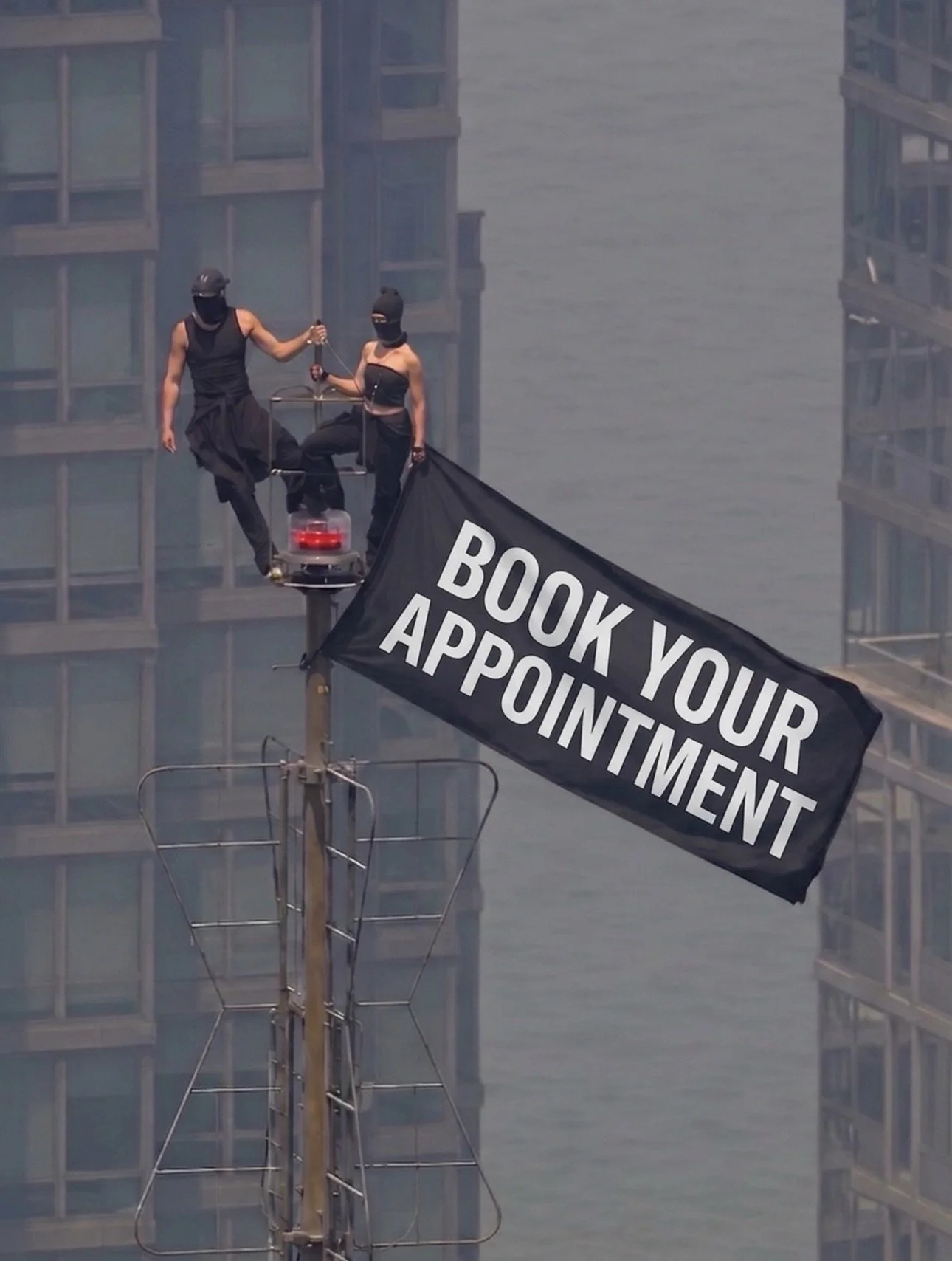 Taking your self-care days to new heights 🏙️

I&rsquo;m sure the view is a beautiful sight to see but we also love seeing your name on our calendar. 

Visit our website to book! 🗓️

#midtownokc #permanentjewelryokc #okcaesthetics #okcfitness #okcwe
