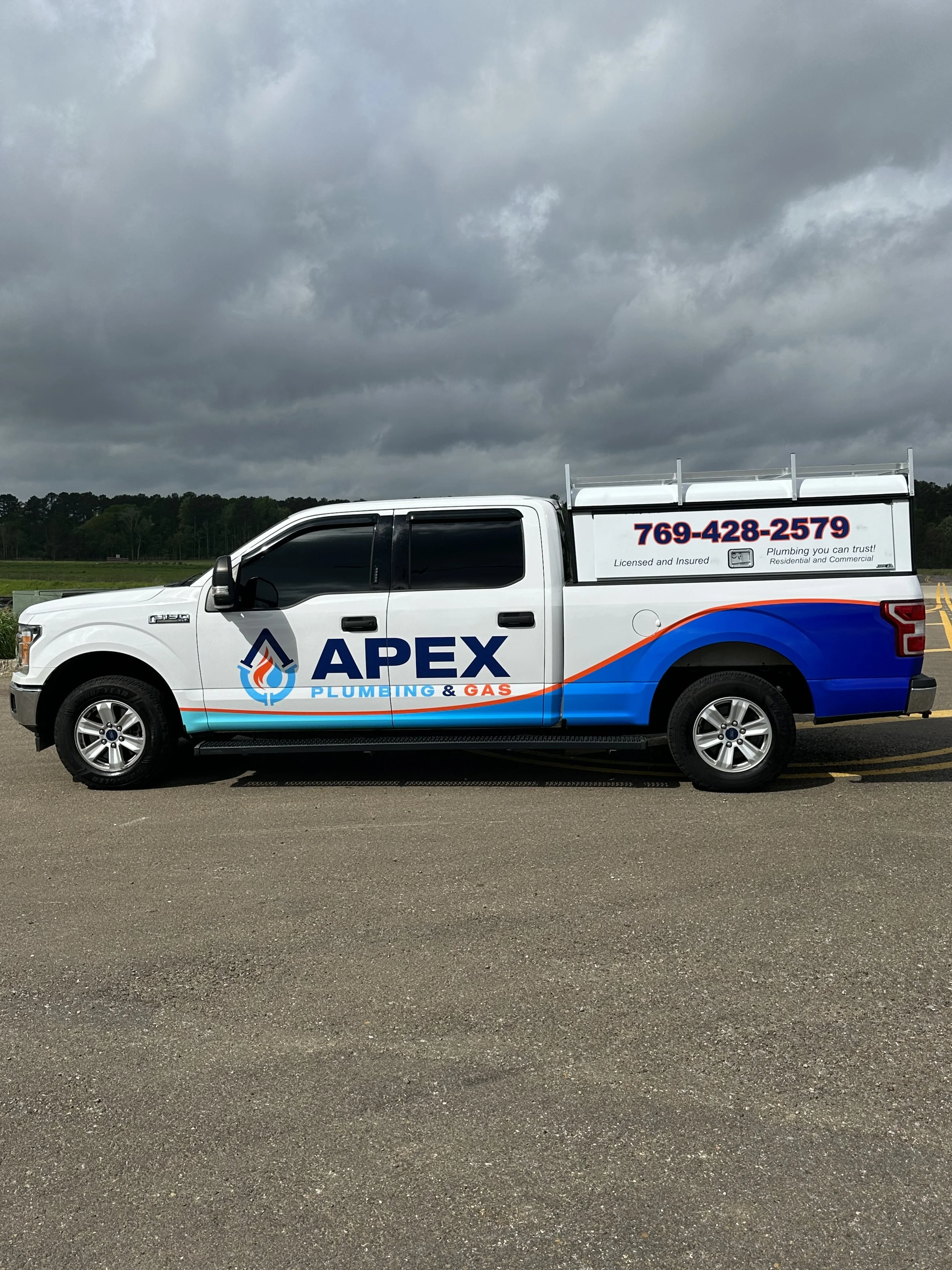 plumbers in mendenhall