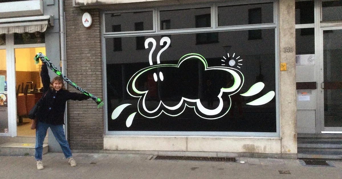 Hamer Körmeling maakt iets feestelijks voor grauw Eindhoven