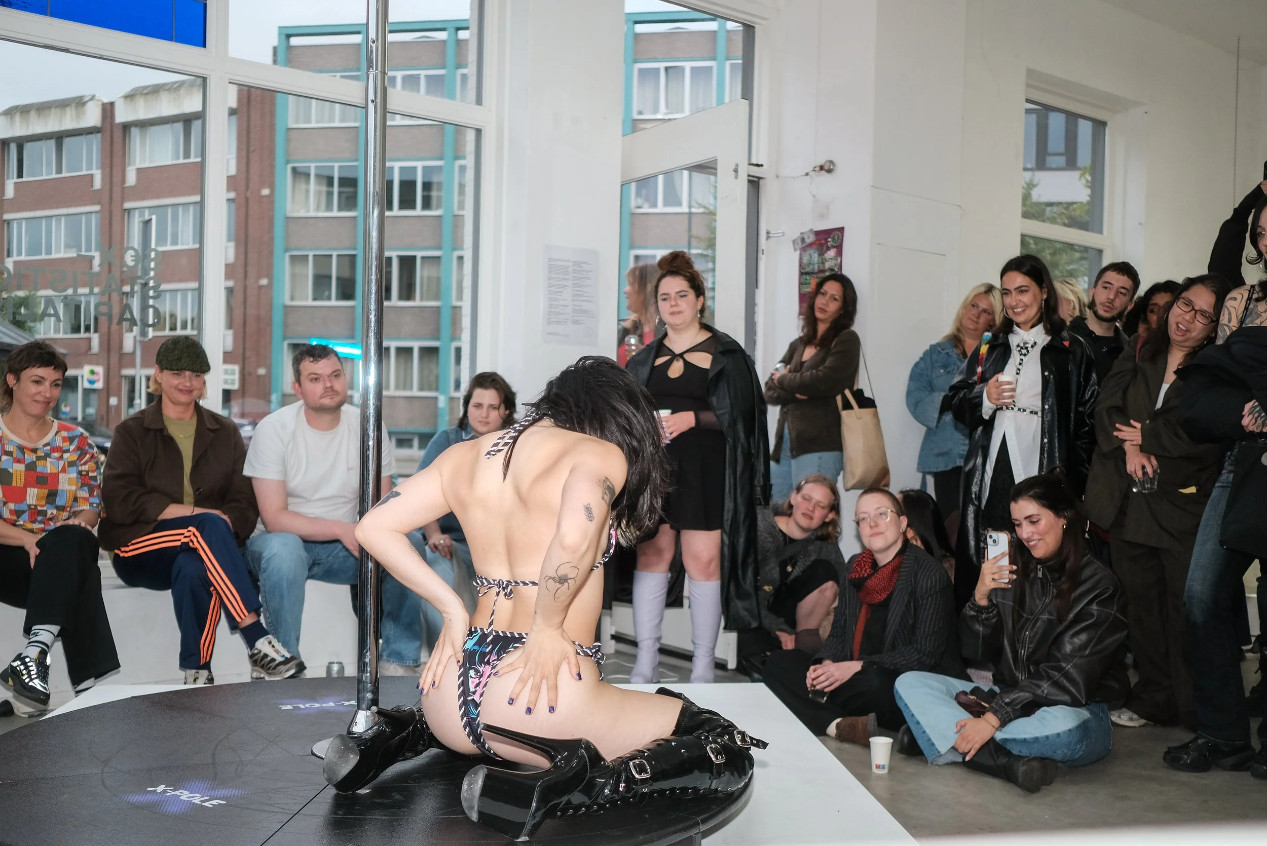 Group Expo — S€x – Statistics – Capitalism