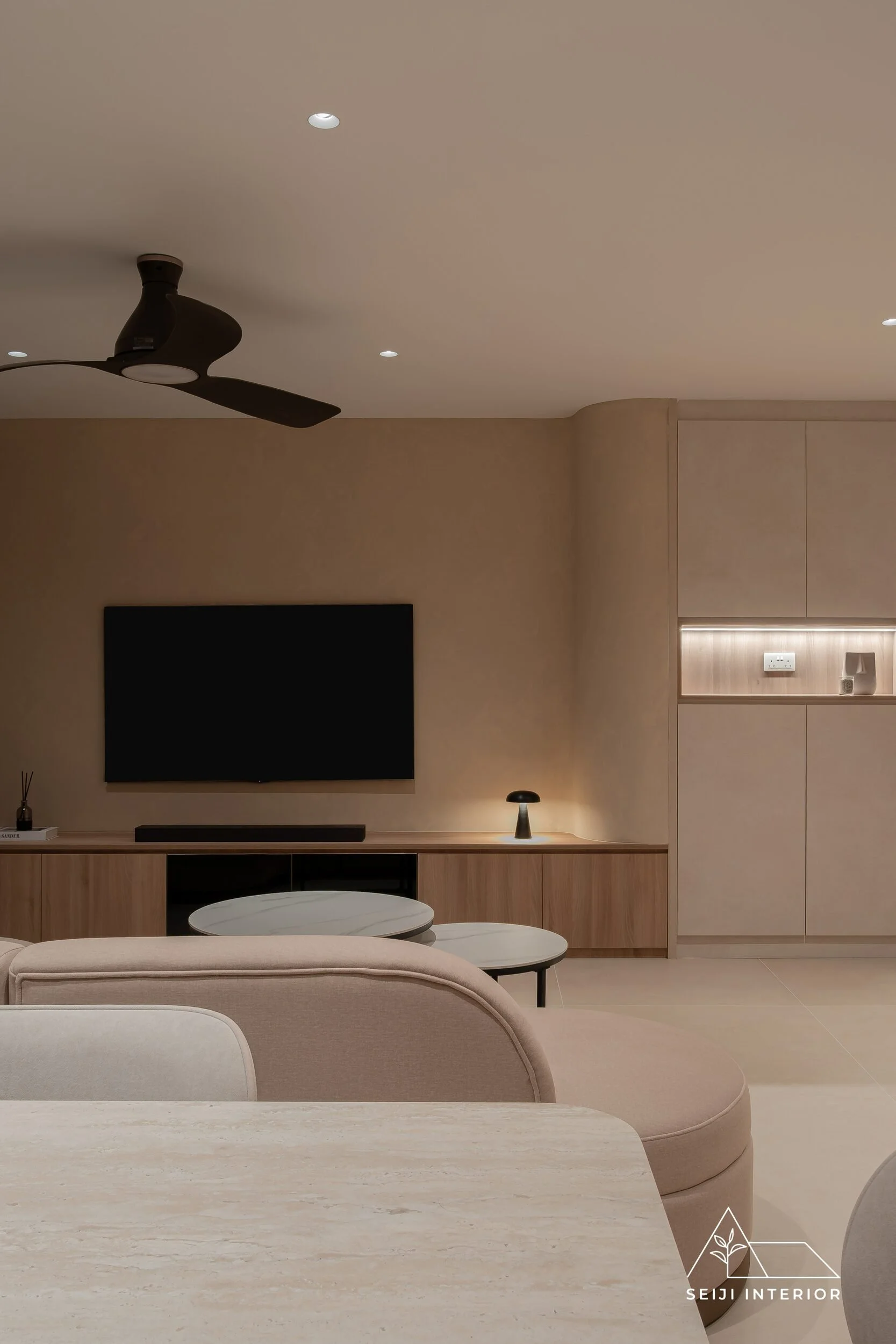 SEIJI Interior-121D Sengkang East Way #13-67-4.jpg