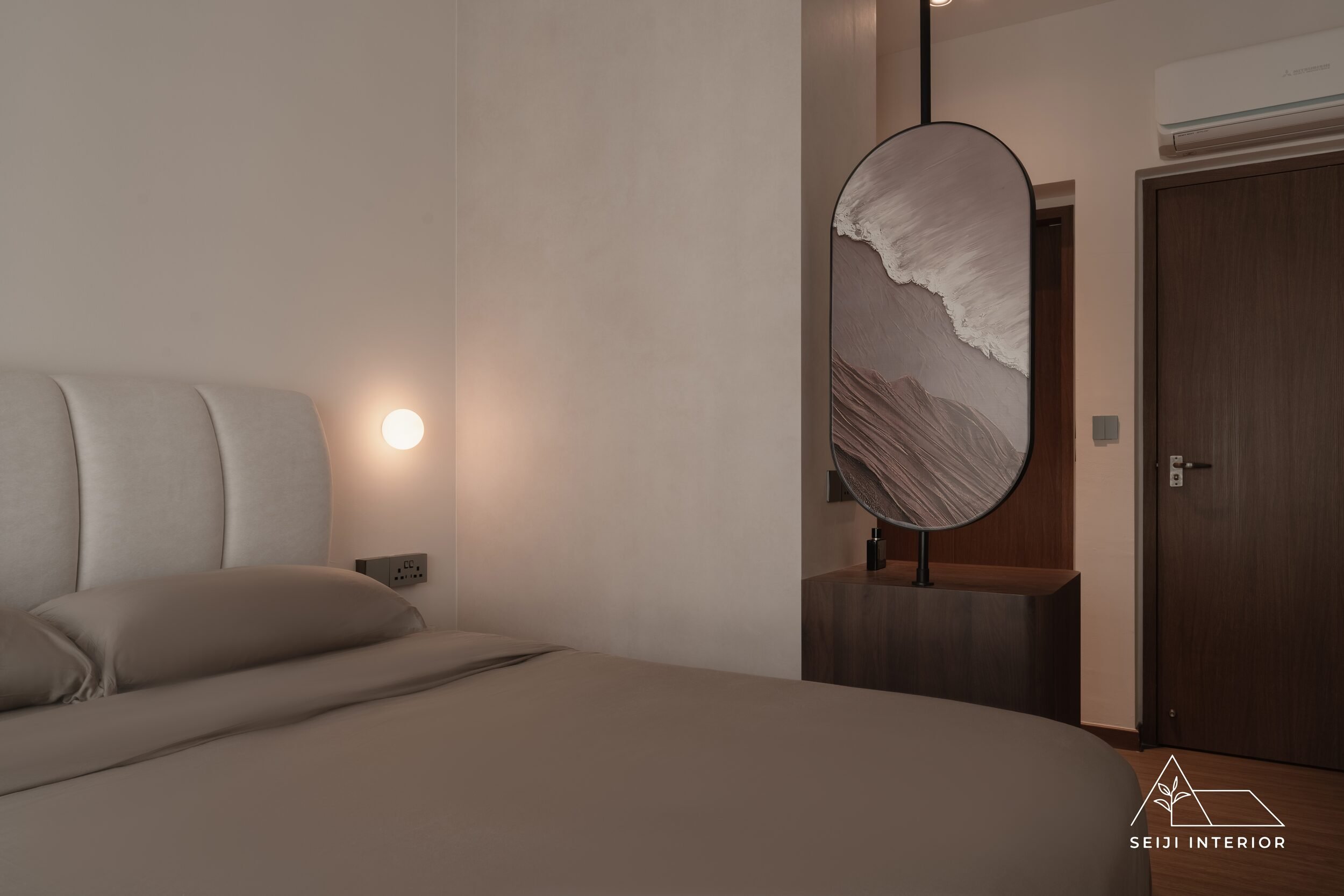 Seiji Interior-402B Northshore #22-48-24.jpg
