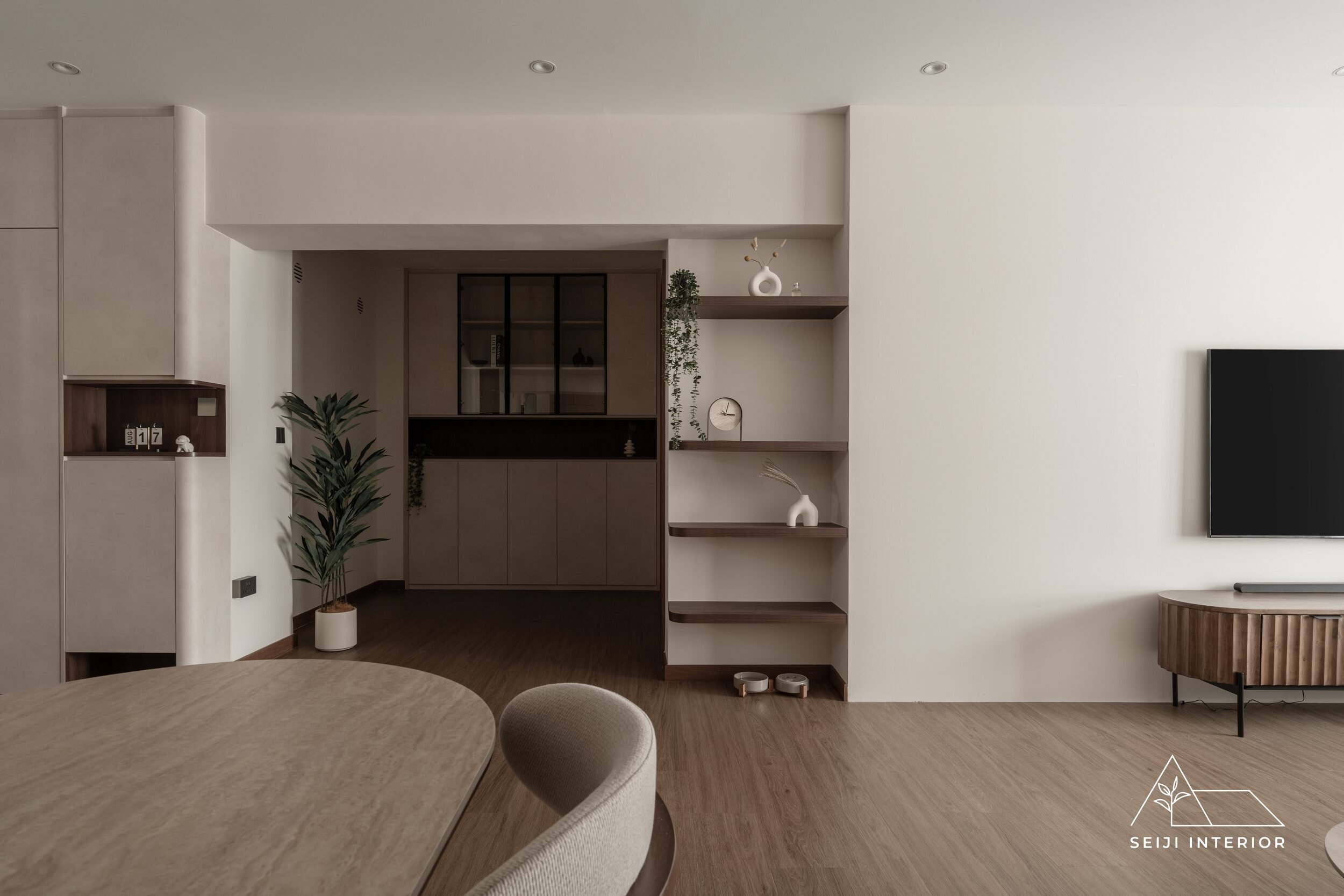 Seiji Interior-402B Northshore #22-48-07.jpg