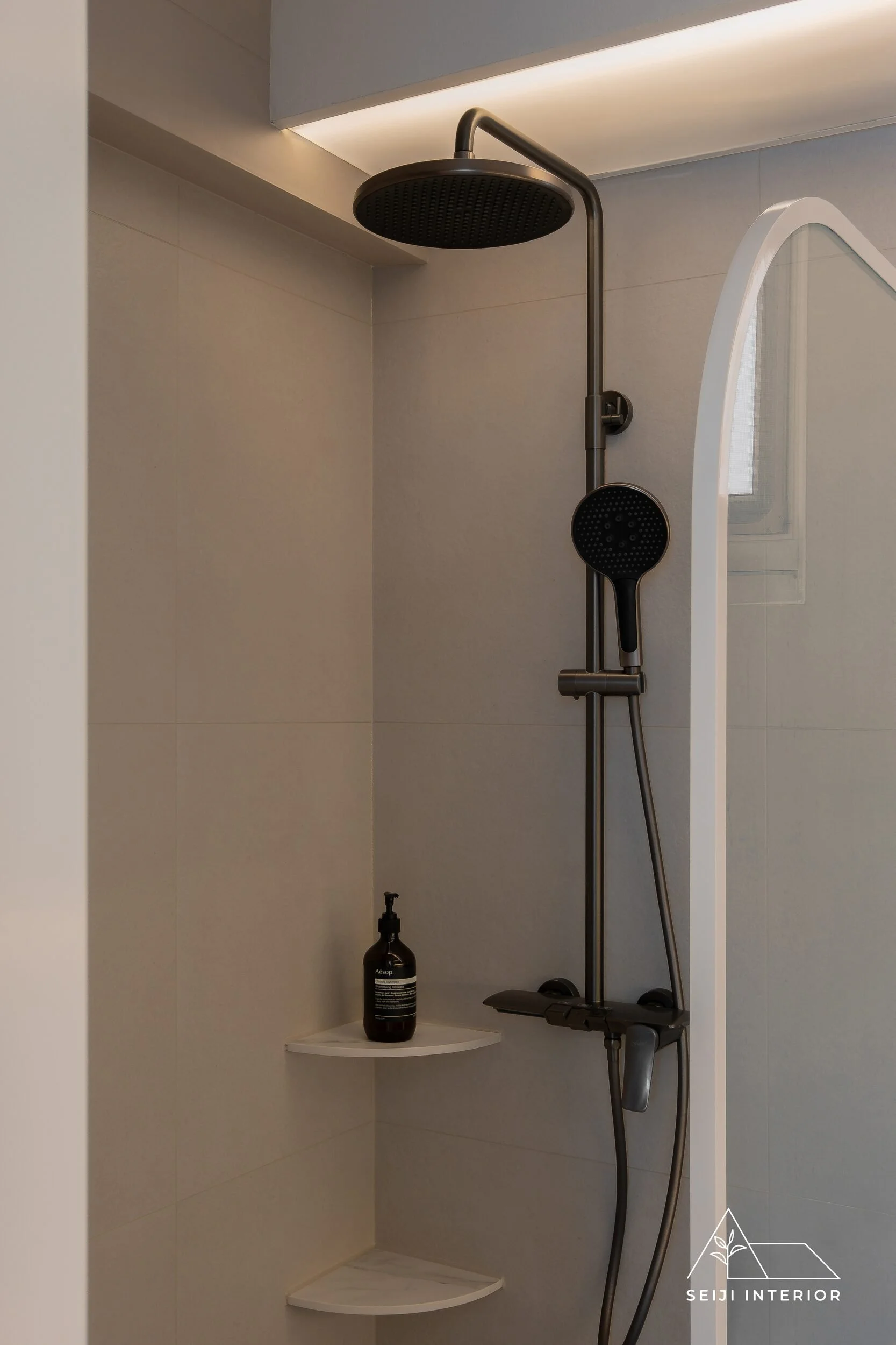 SEIJI Interior-338A Anchorvale Crescent #12-69-33.jpg