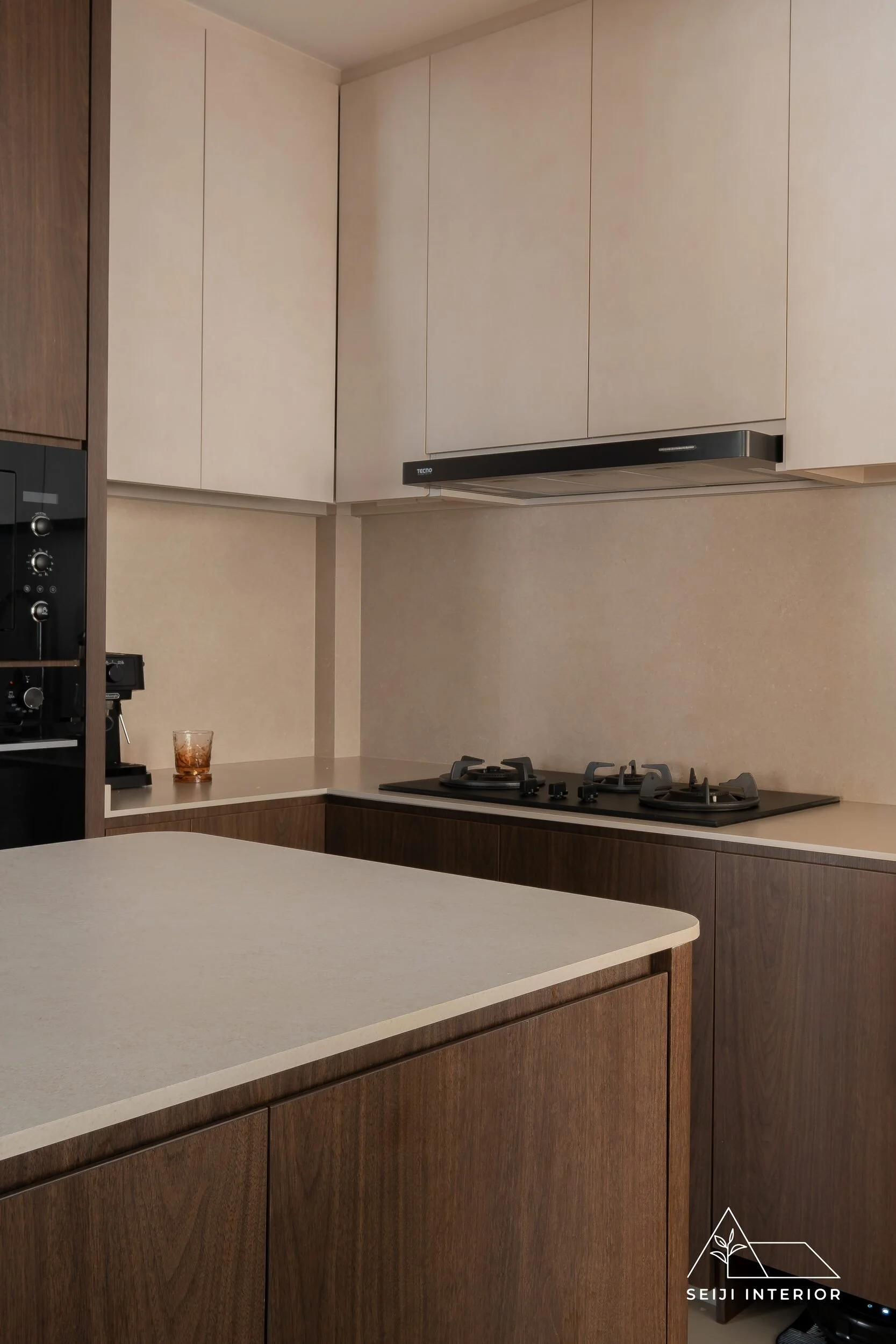 SEIJI Interior-99B Circuit Road #02-640-21.jpg