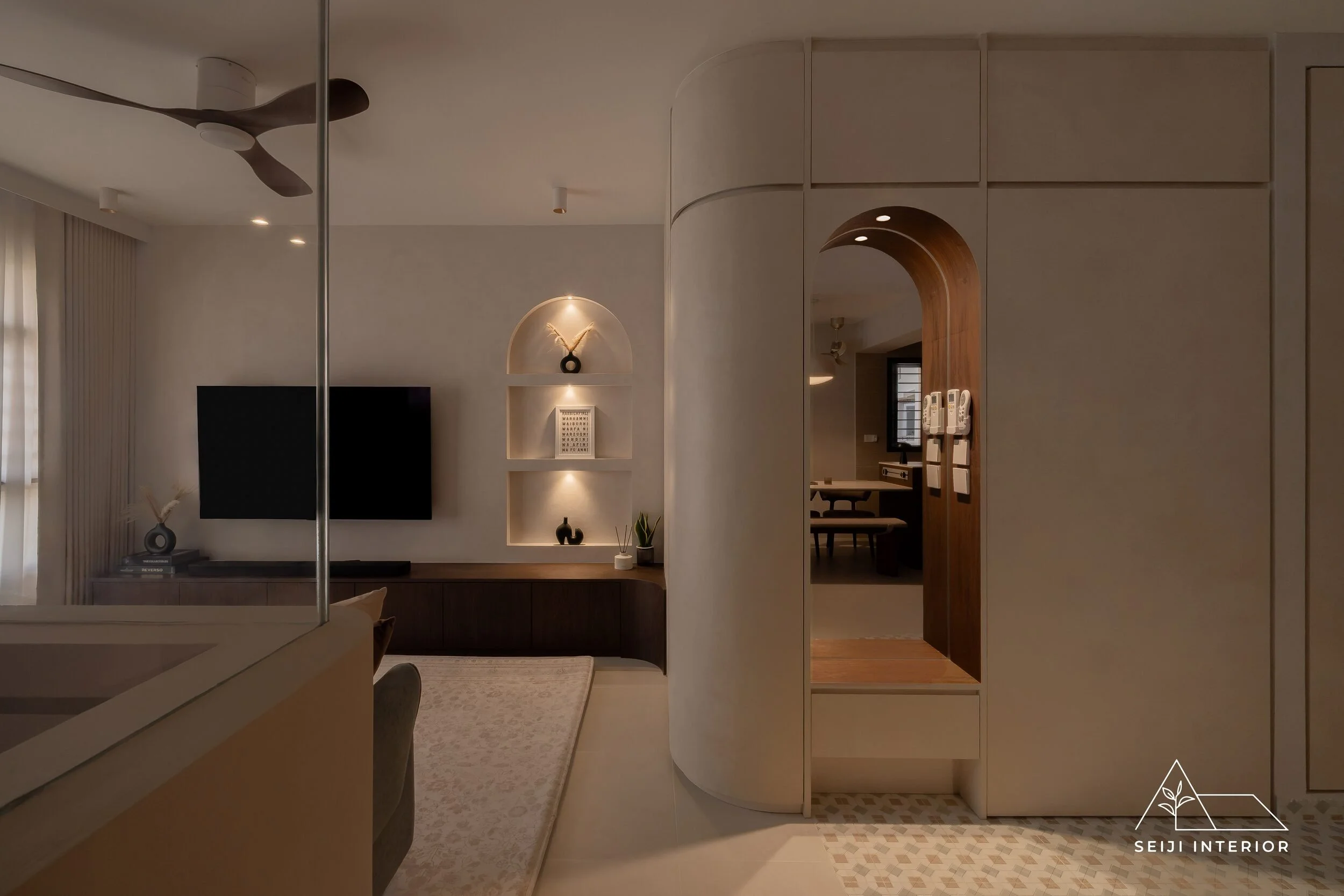 SEIJI Interior-99B Circuit Road #02-640-07.jpg