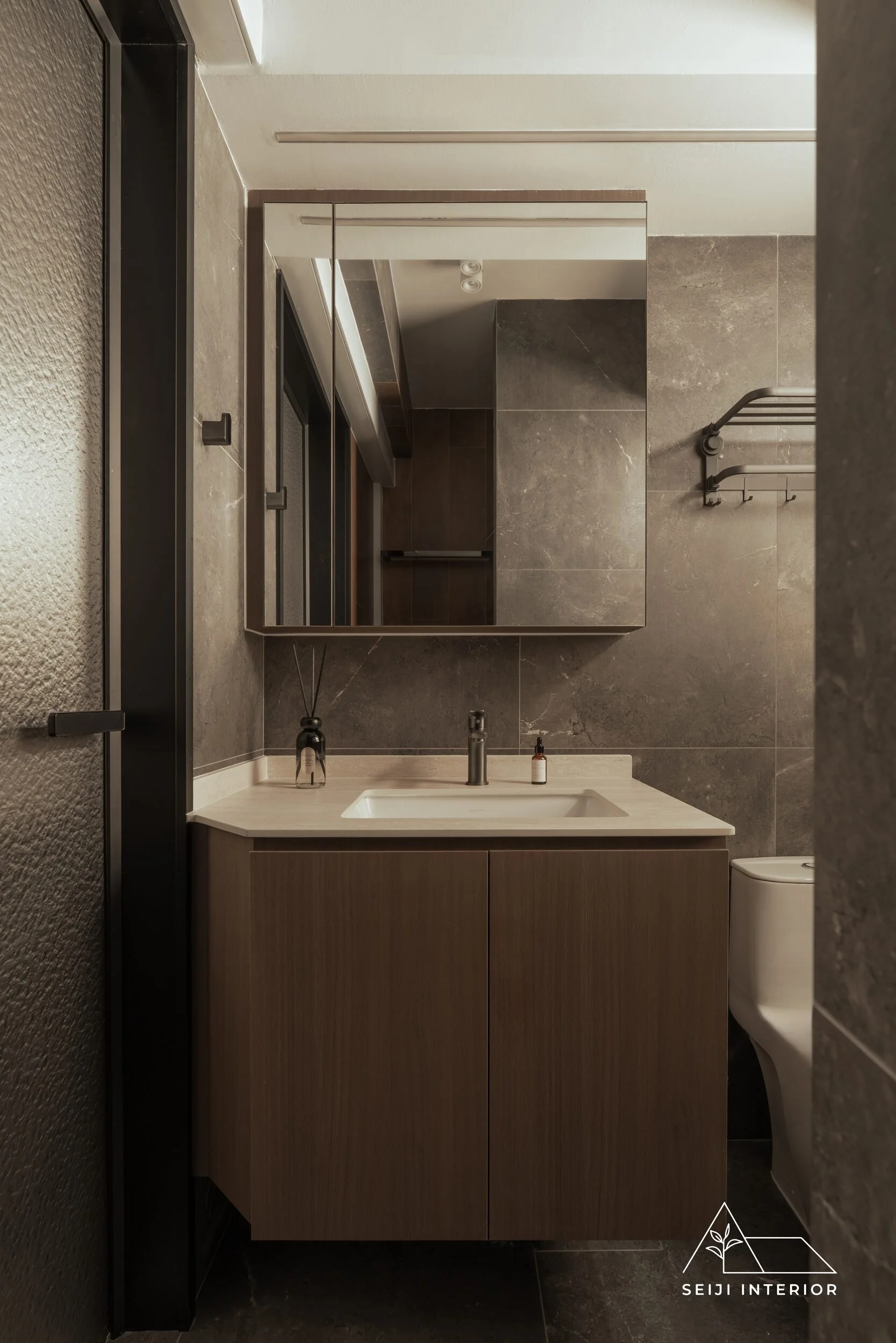 SEIJI Interior- 587A Pasir Ris #10-503-35.jpg