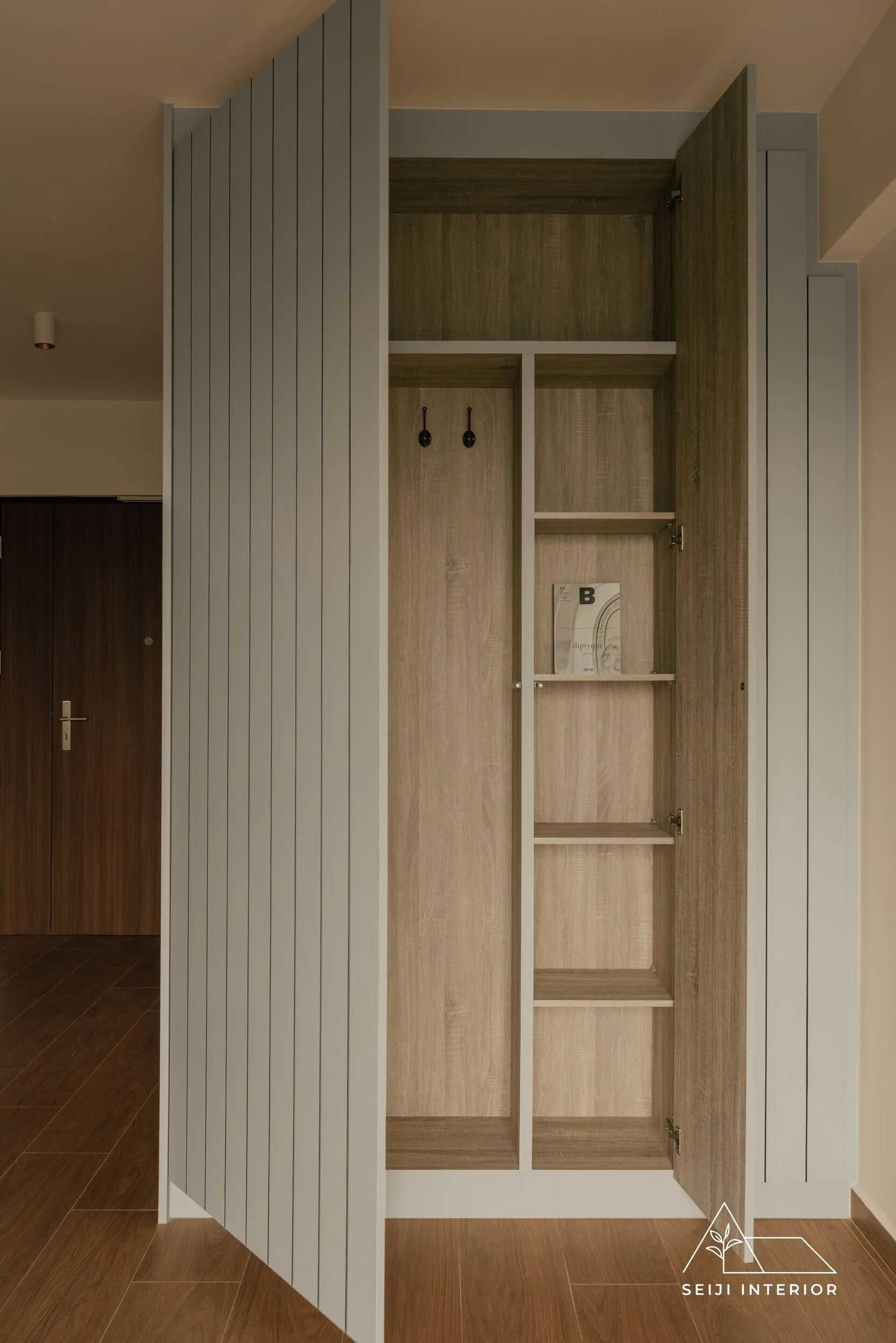 SEIJI Interior- 435A Northshore #10-1505-6.jpg