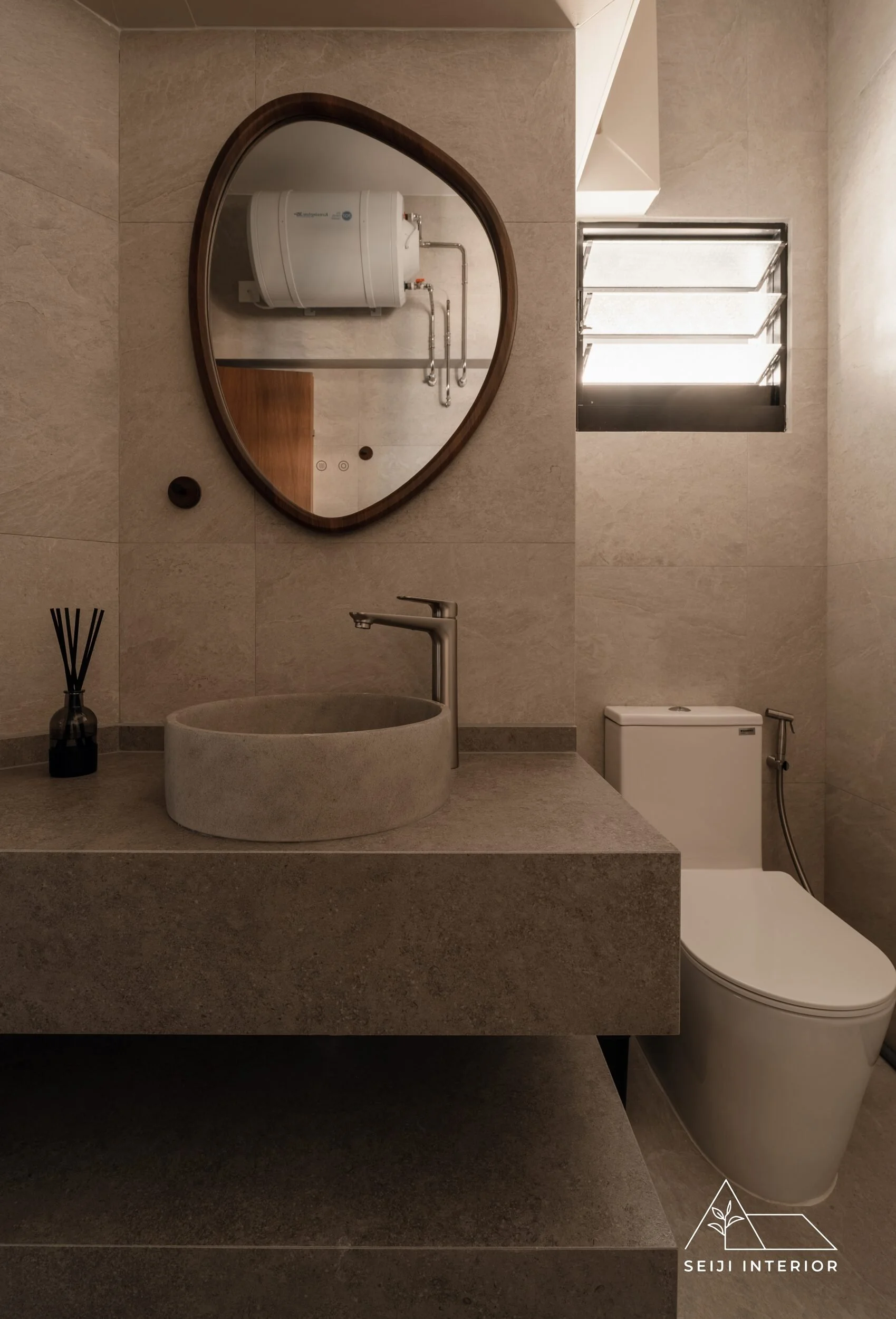 Seiji Interior-402B Northshore #22-48-20.jpg