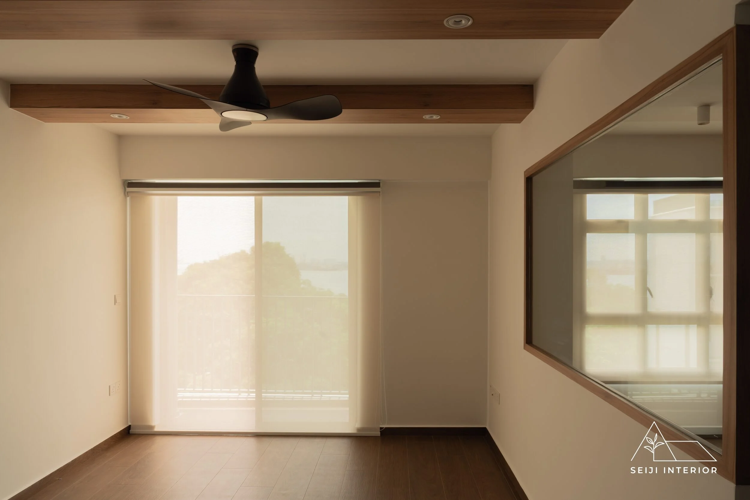 SEIJI Interior- 435A Northshore #10-1505-1.jpg
