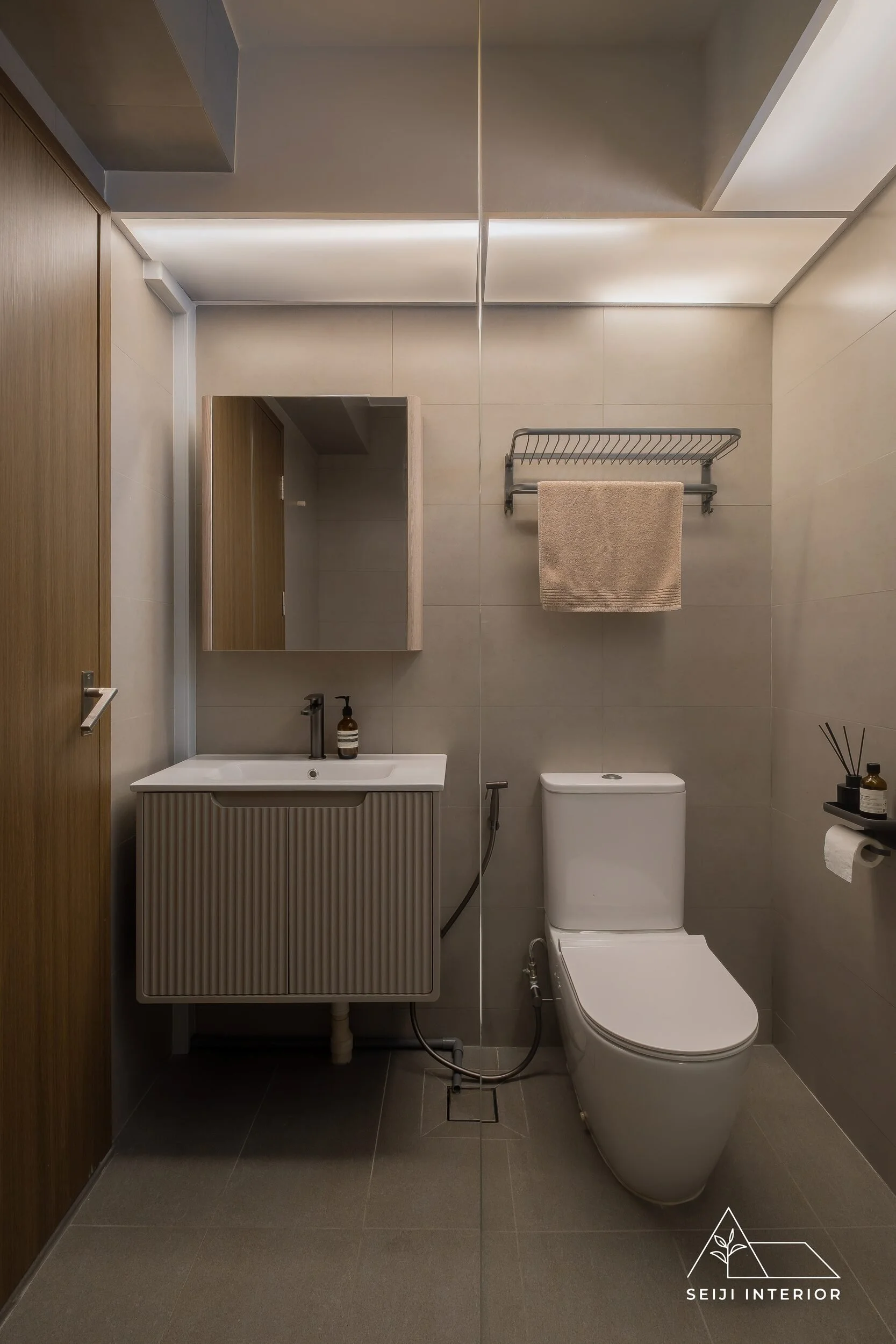 SEIJI Interior-99B Circuit Road #02-640-29.jpg