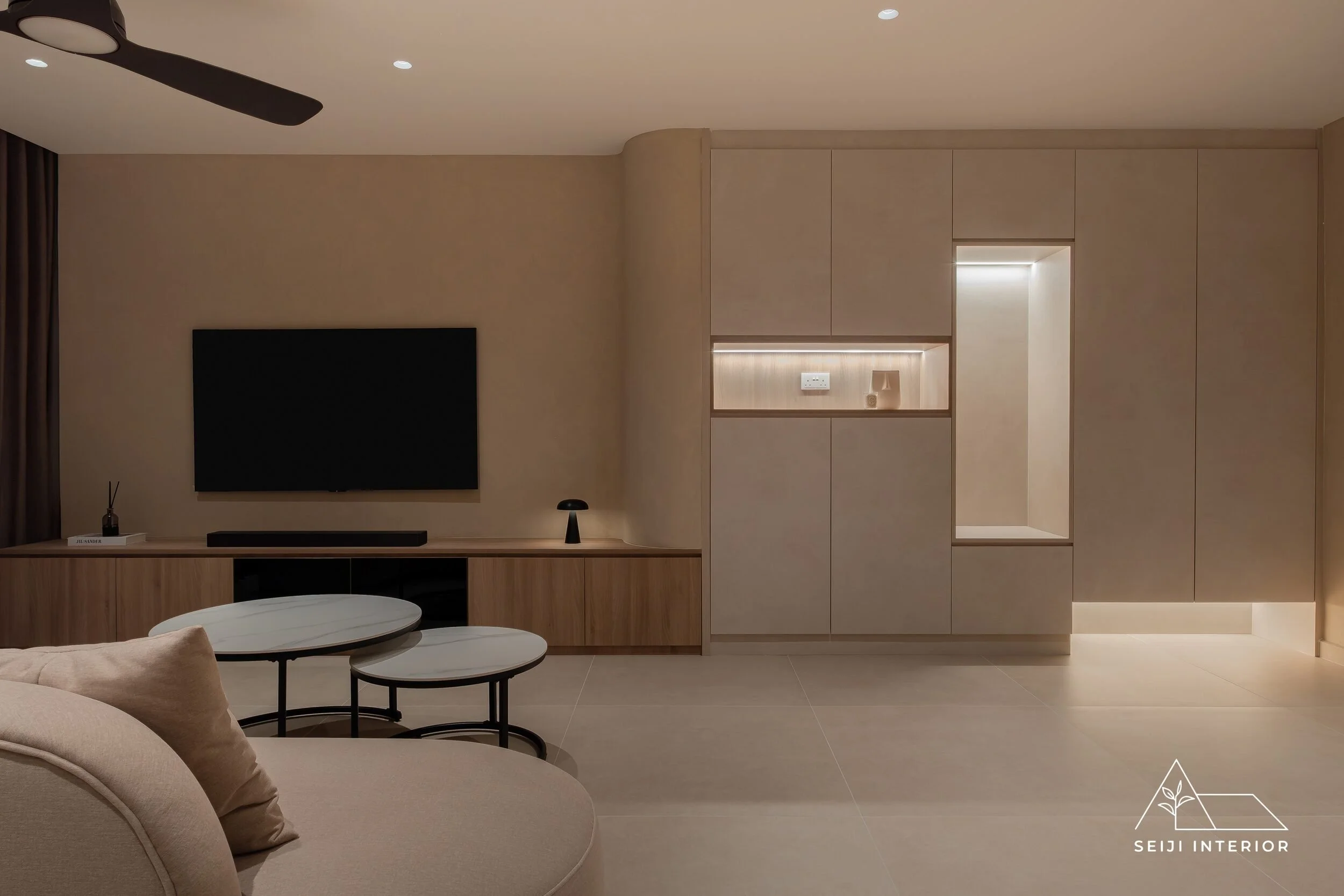 SEIJI Interior-121D Sengkang East Way #13-67-2.jpg