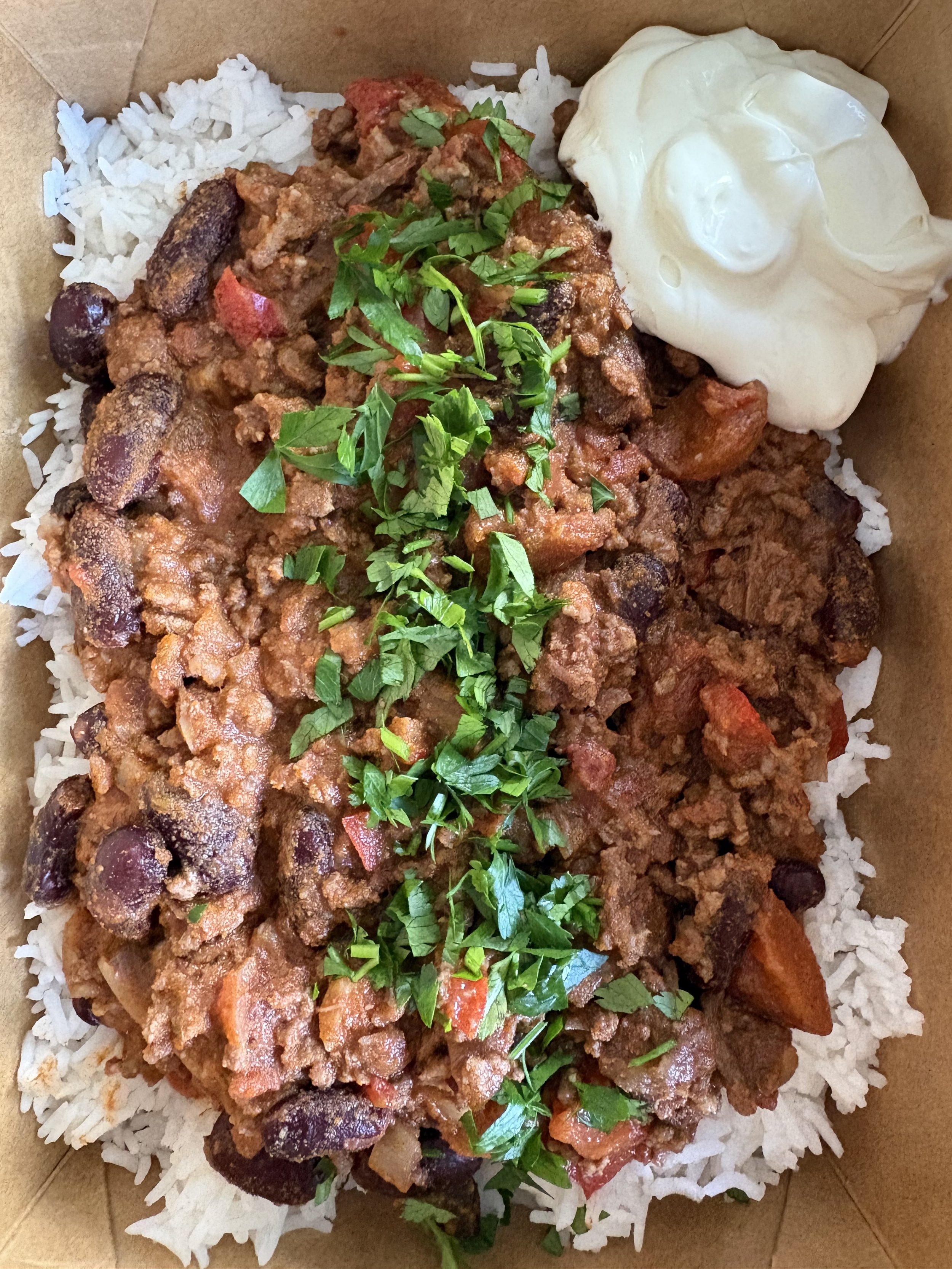 Chipotle Chilli Con Carne w/ Fluffy Rice & Lime Yoghurt (GF, DF)