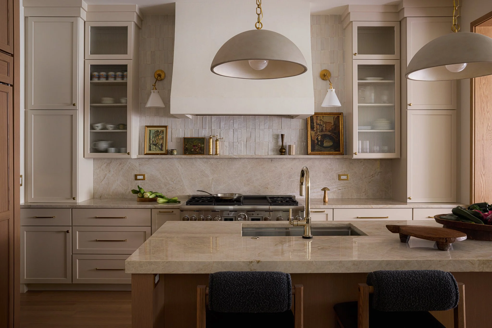 CMStudio_McMullen_Kitchen_cullom_0805256617-2.jpg