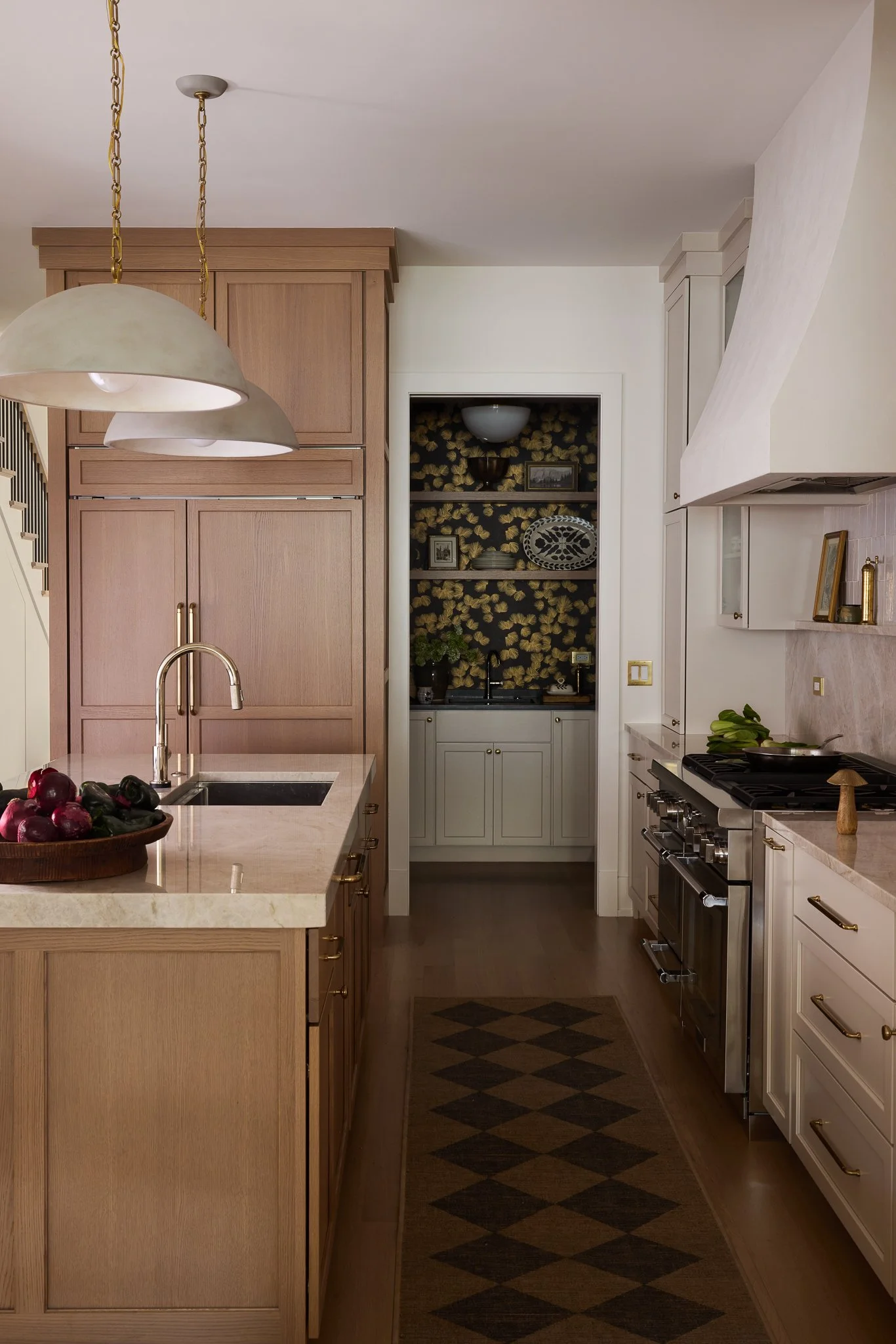 CMStudio_McMullen_Kitchen_cullom_0805256643-2.jpg