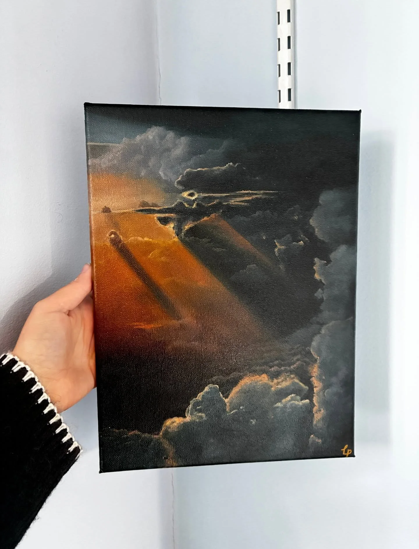 "Rays" 🌥️

No ocean or rolling hills in this one but I love the light pouring through the clouds. Original acrylic on canvas available on my website now ☁️

#LocalArtist #AcrylicPainting #Art #SmallBusiness #AcrylicArt #AcrylicOnCanvas