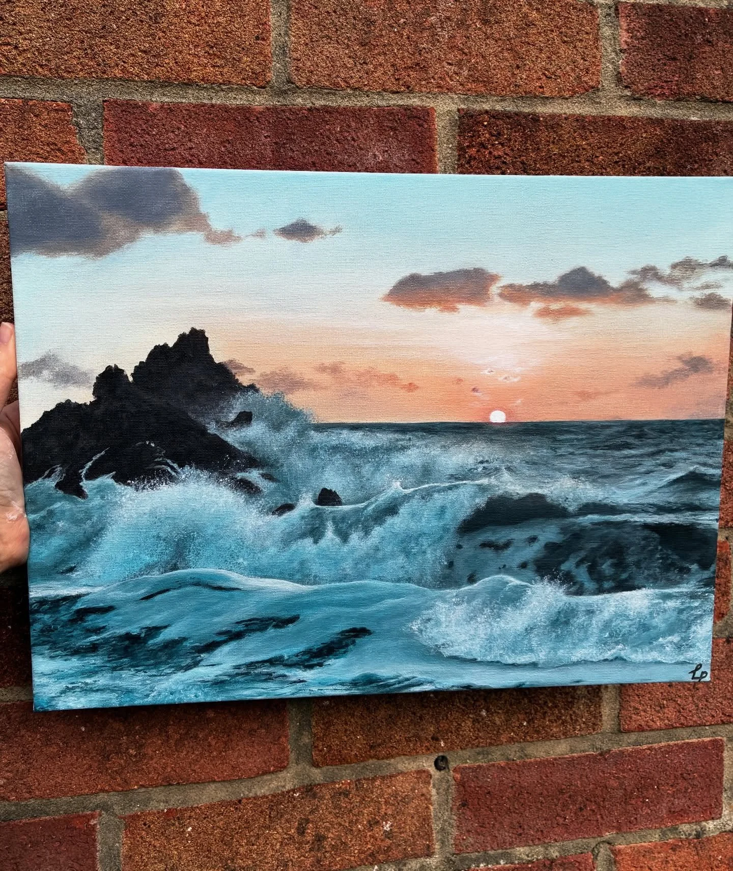 &lsquo;Sunset&rsquo; original painting and prints now available on my website lilypardoeart.co.uk 🌅

#acrylicartist #acrylicpainting #sunset #waves #coastline
