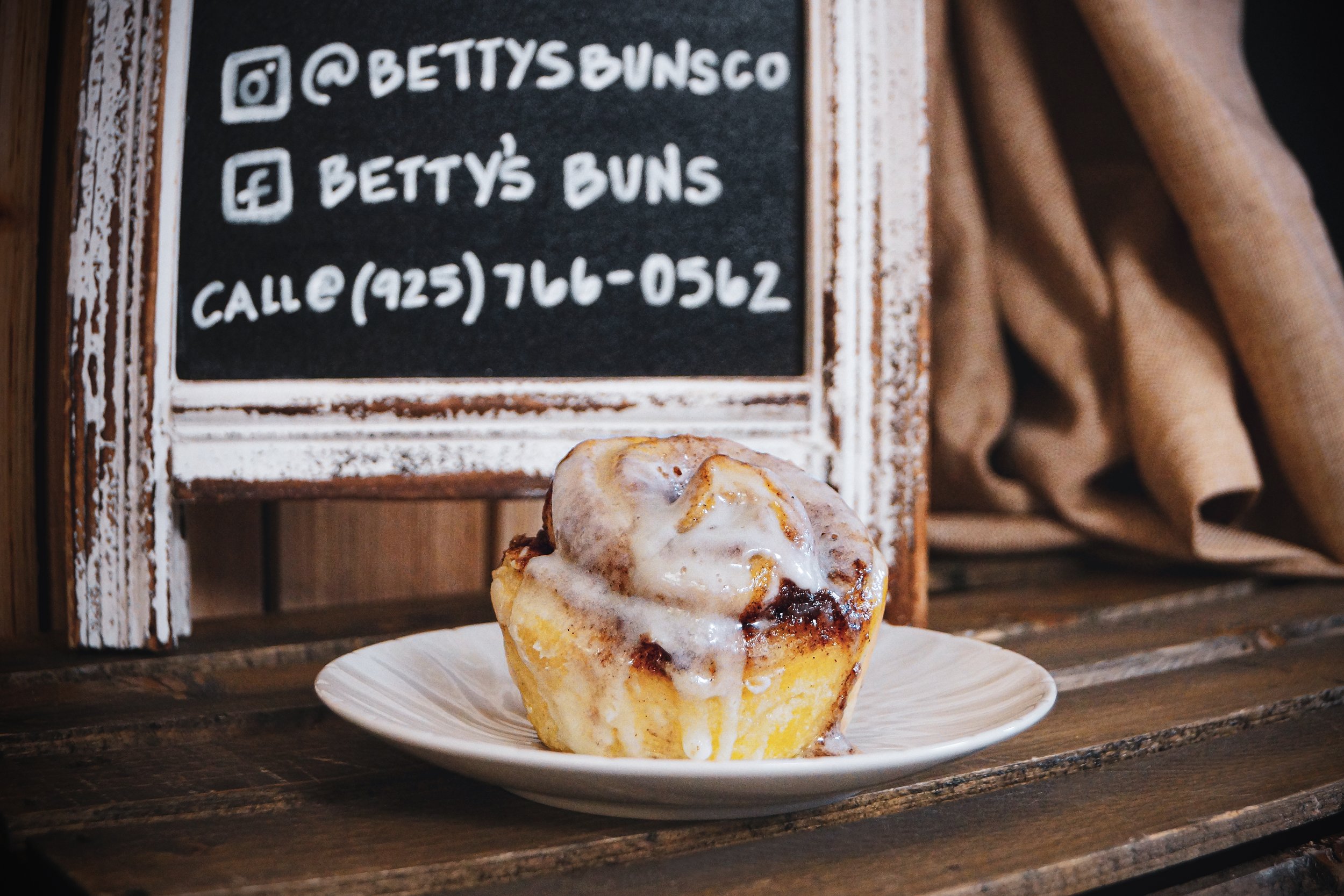 Single Betty's Bun