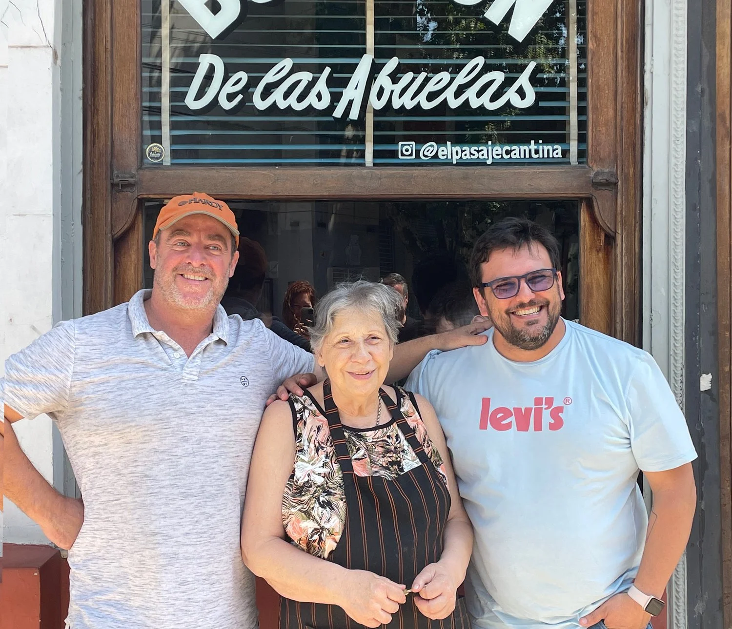 Nico Maiztegui - El bodegón de las abuelas - Servicios de mentoría