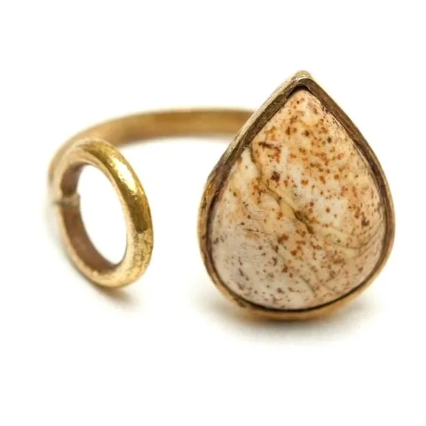 Foi-Esp%C3%A9rance+vivante+%27bague+de+bronze+et+jaspe+paysage%27.jpg