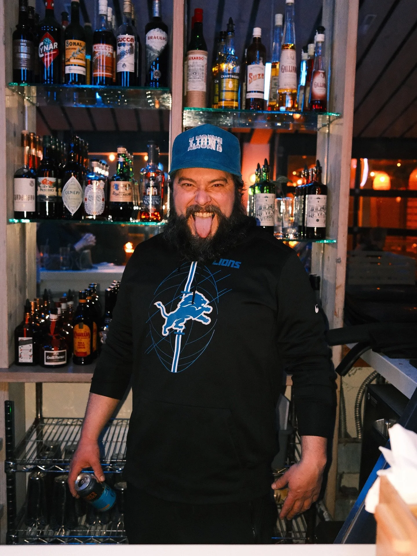 We&rsquo;re running Marty Ball&rsquo;s offense tonight &mdash; all heart, all hype, all High Life.
Free popcorn. Lions vs. Bucs. Let&rsquo;s make Ford Field proud. 🦁

📸: @glendale.burger.shop