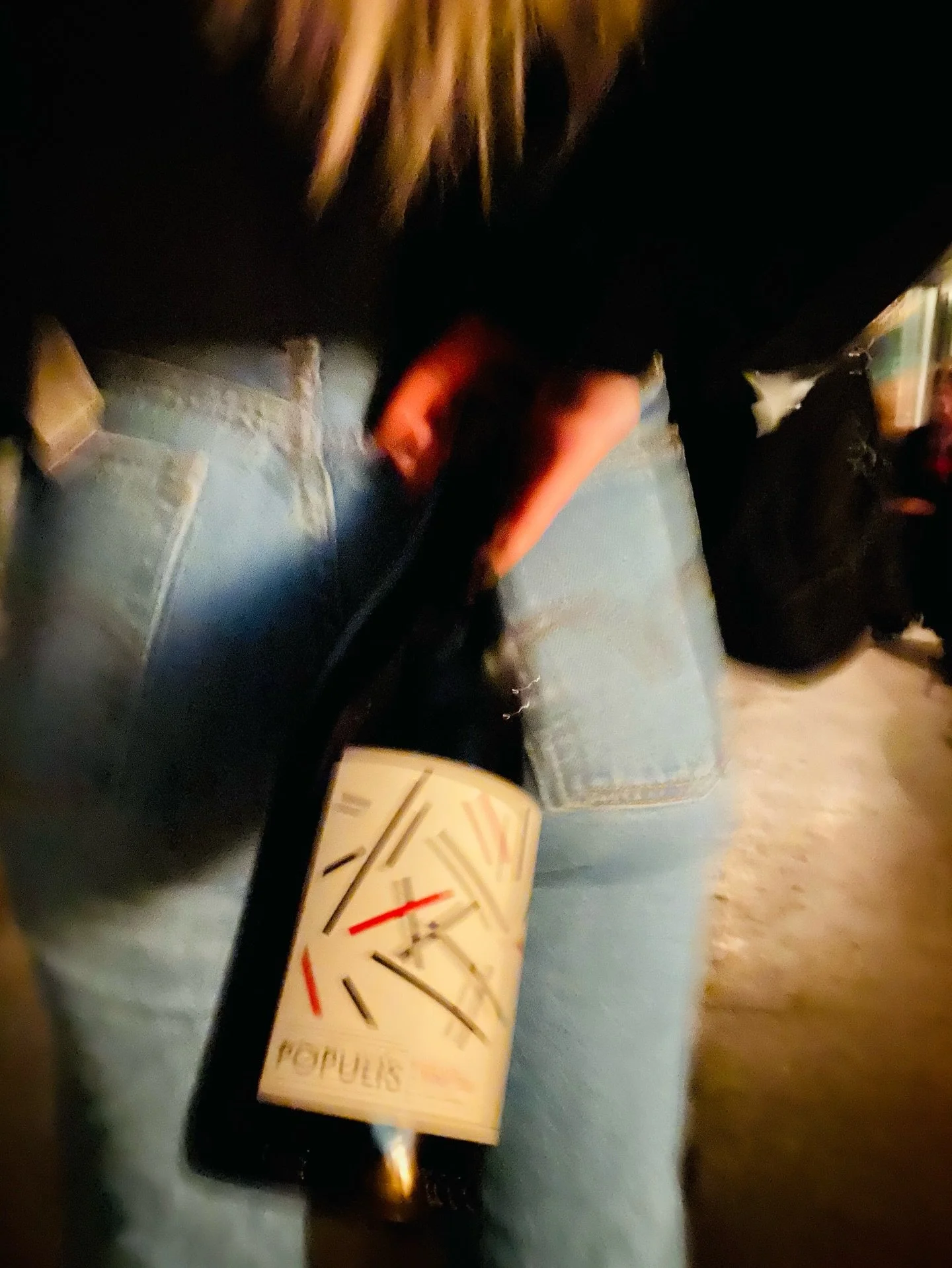 Caught somewhere between afternoon and evening.

Little Steals, every day 4&ndash;6pm.
$5 pints &middot; $8 margaritas + negronis &middot; $8 wine by the glass.
Wings + a pint, Wed&ndash;Sun, $14.