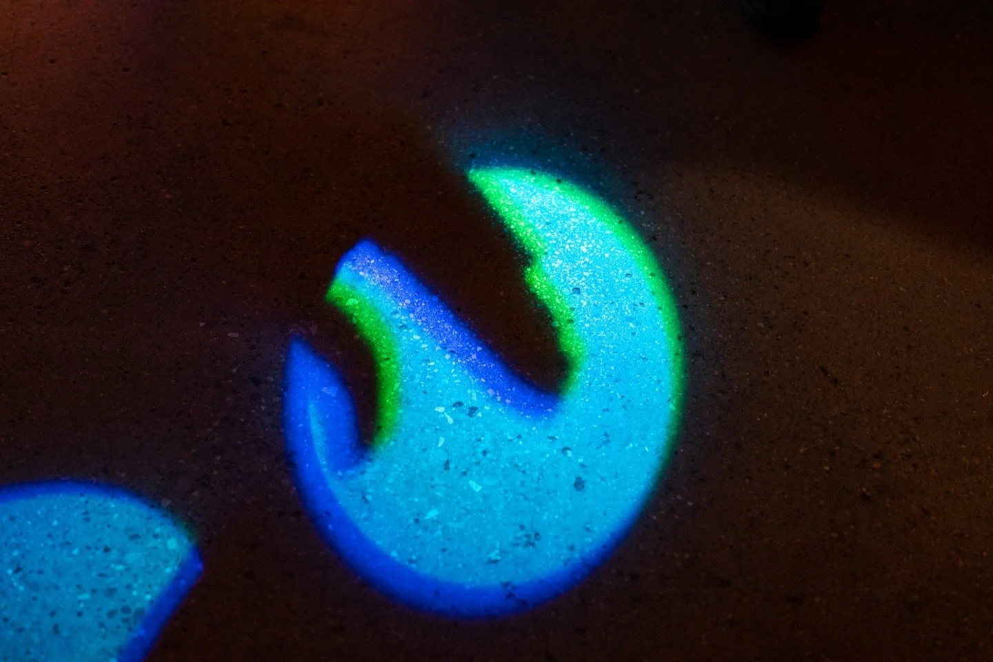 Sosohifi&rsquo;s January residency continues Saturday, week three, with joyful inventor, music maker, and our friend Pete Farmer.
January keeps trying. We keep gathering.
7pm