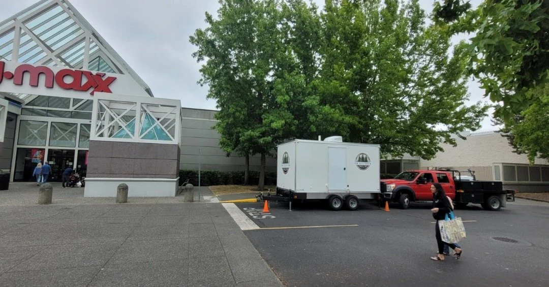 Restroom emergency at TJ Maxx?
No worries&mdash;we rolled up and handled it. 💪🚽
Fast. Clean. Done. ✅

#NorthwestRestroomTrailers #RestroomRescue #TJMaxx #EmergencyService #PNWbusiness #FamilyBusiness #WeShowUp