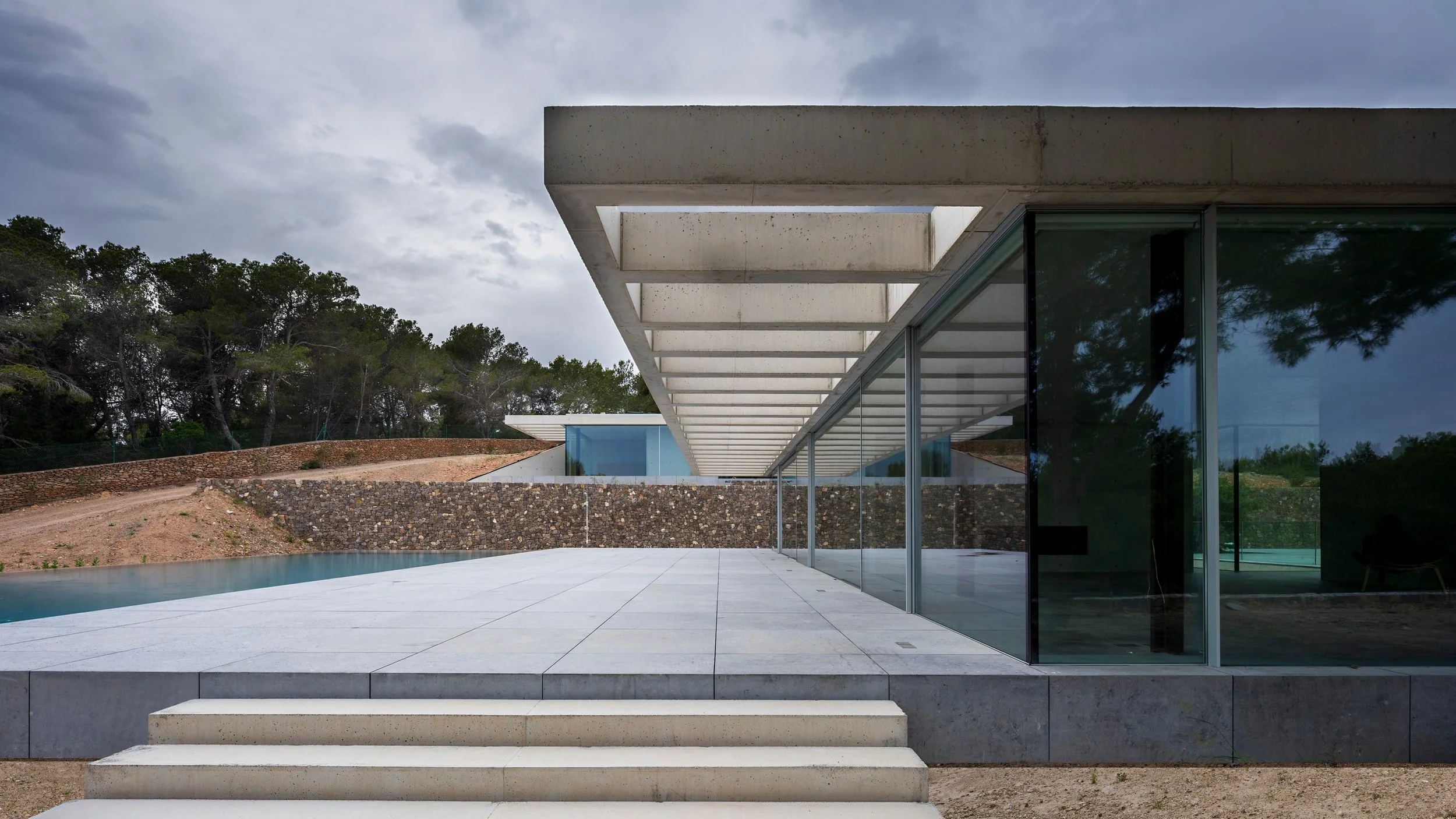 0708-CAN COSMI_02.jpg