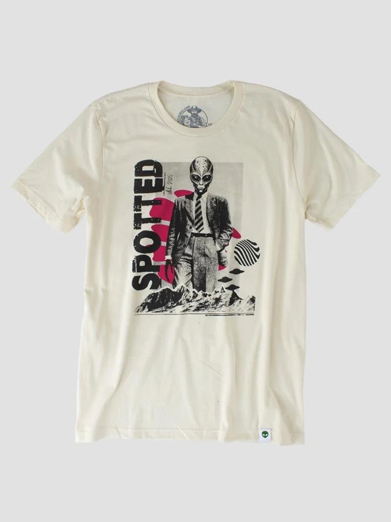 We knew it, aliens do exist. Spread the word in this short-sleeve tee.