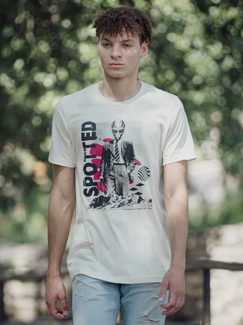 We knew it, aliens do exist. Spread the word in this short-sleeve tee.