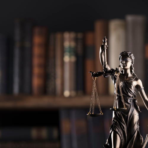 Lady Justice graphic for WMMT law firm