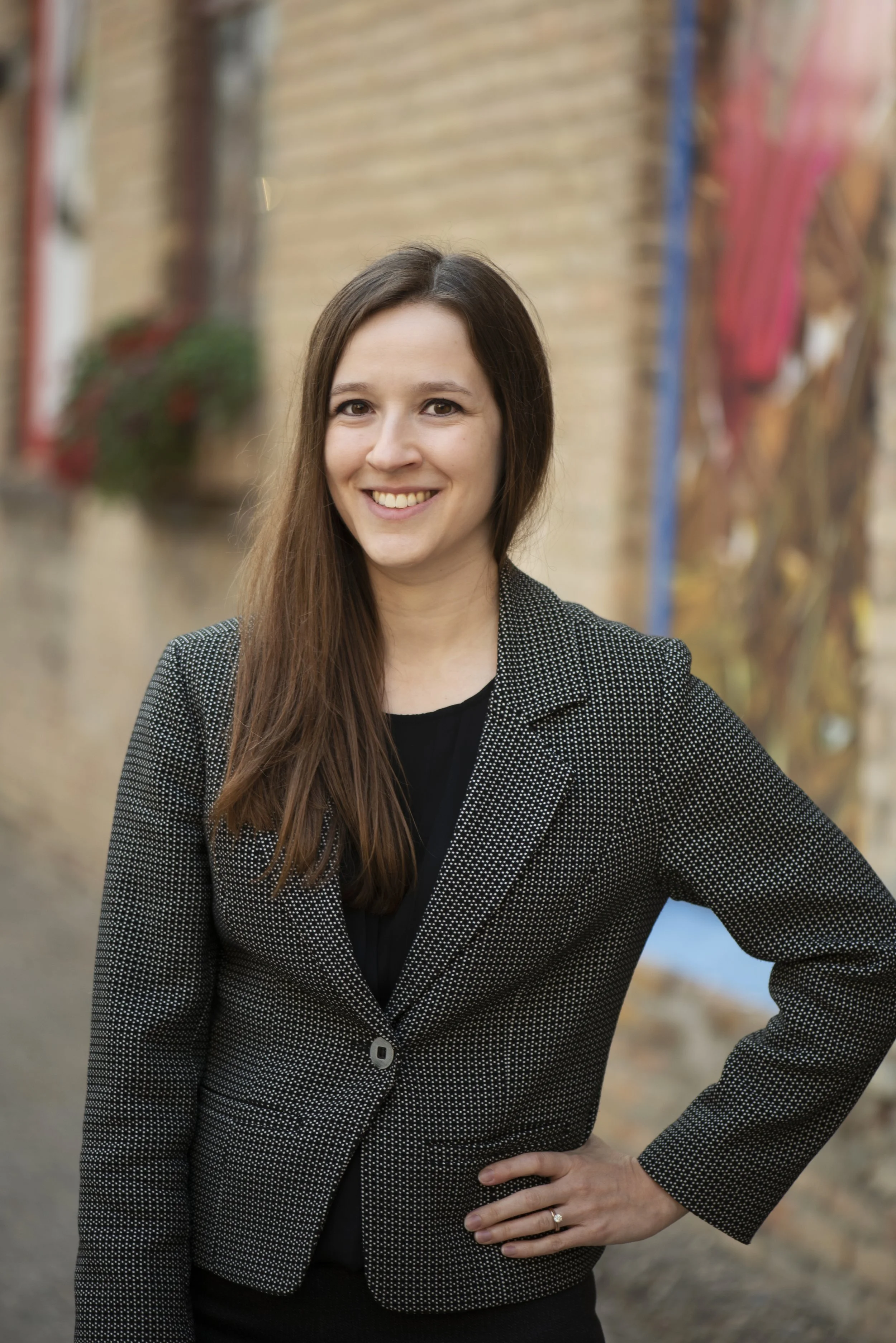 Headshot of Laura M. Mischuk, lawyer